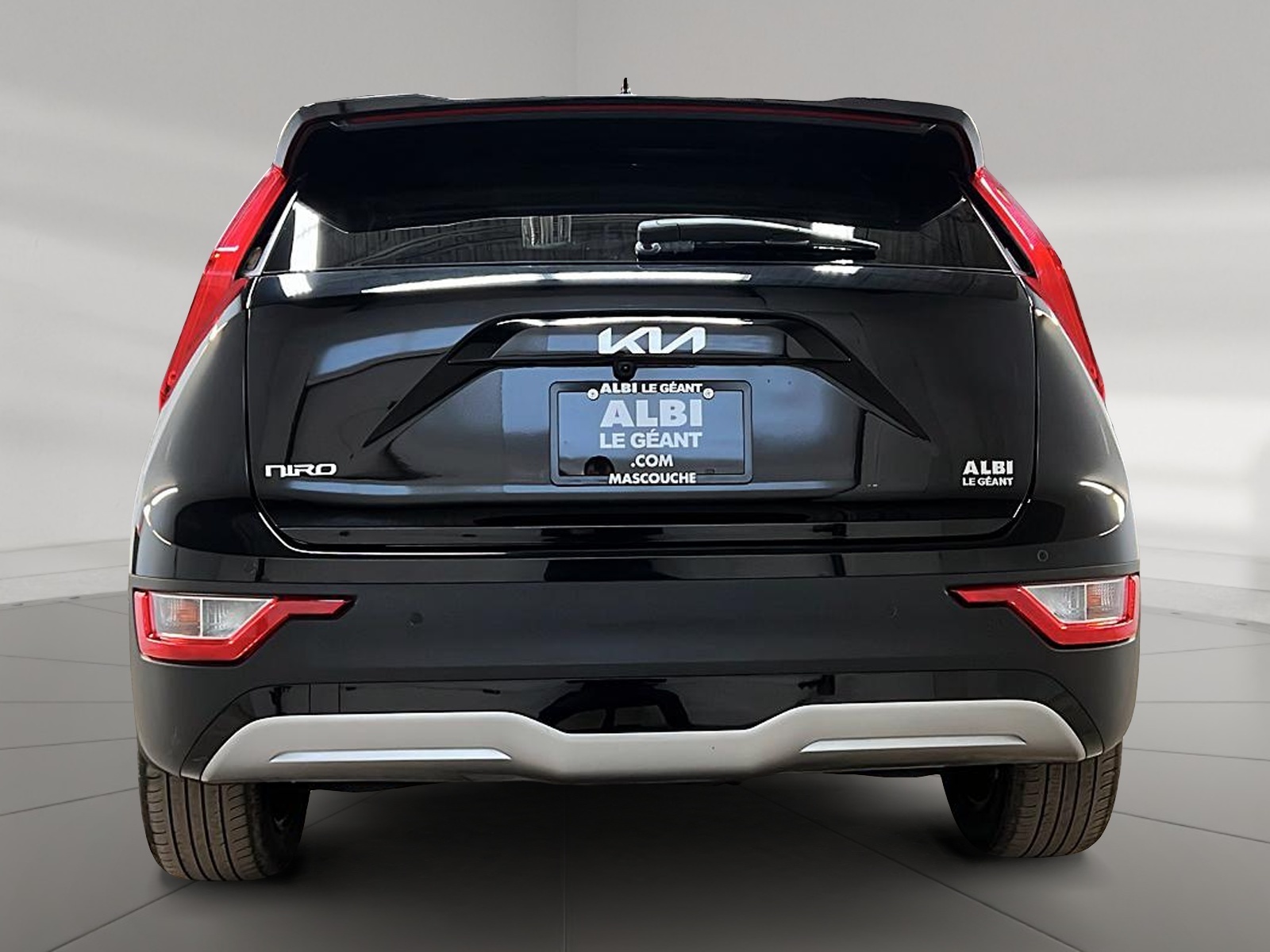 Kia NIRO EV PREMIUM + NAV 2023 - image #5