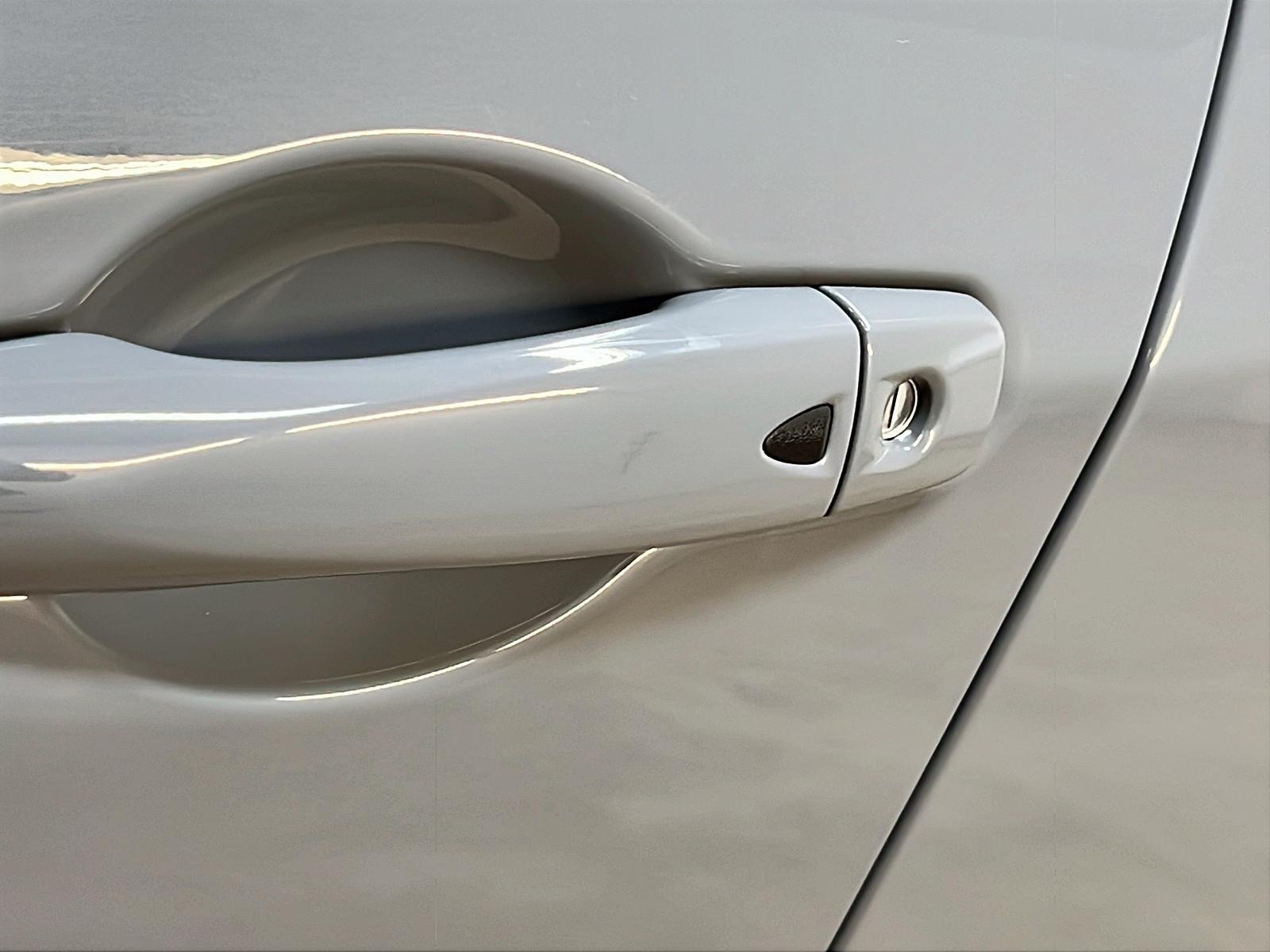 Nissan Kicks SV SPECIAL EDITION 2023 - image #23