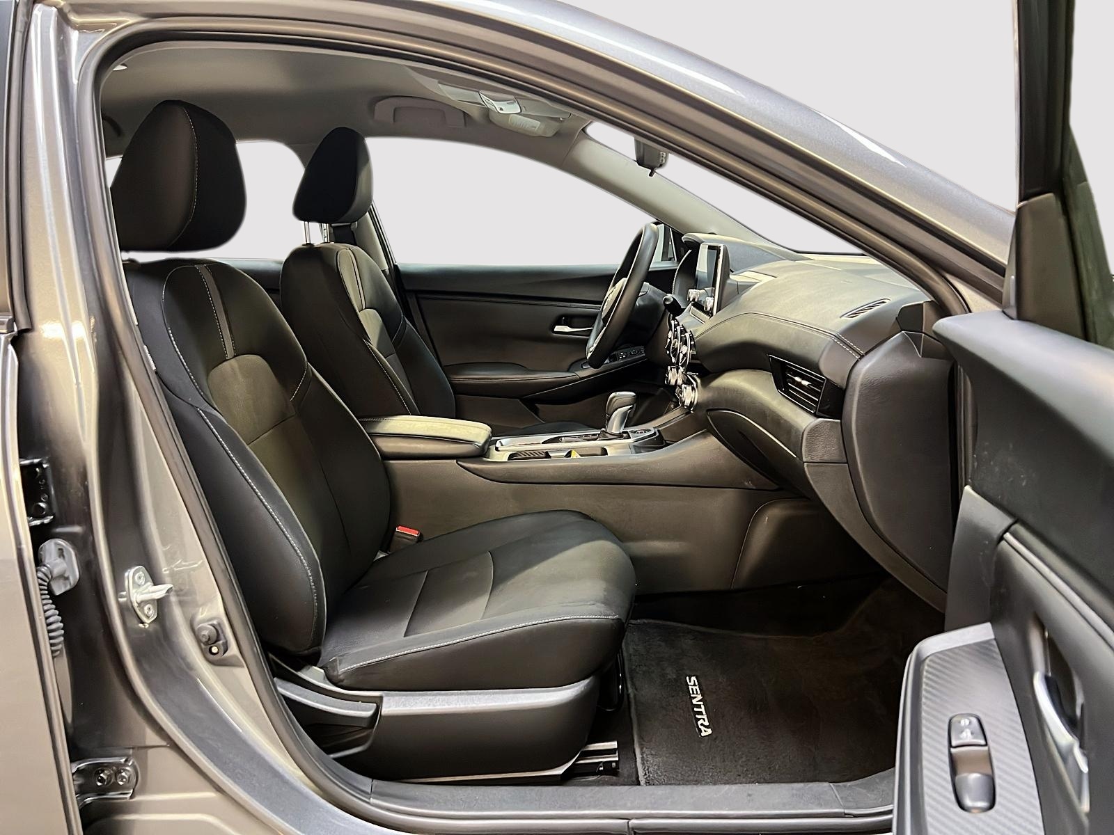 Nissan Sentra SV 2023 - image #8