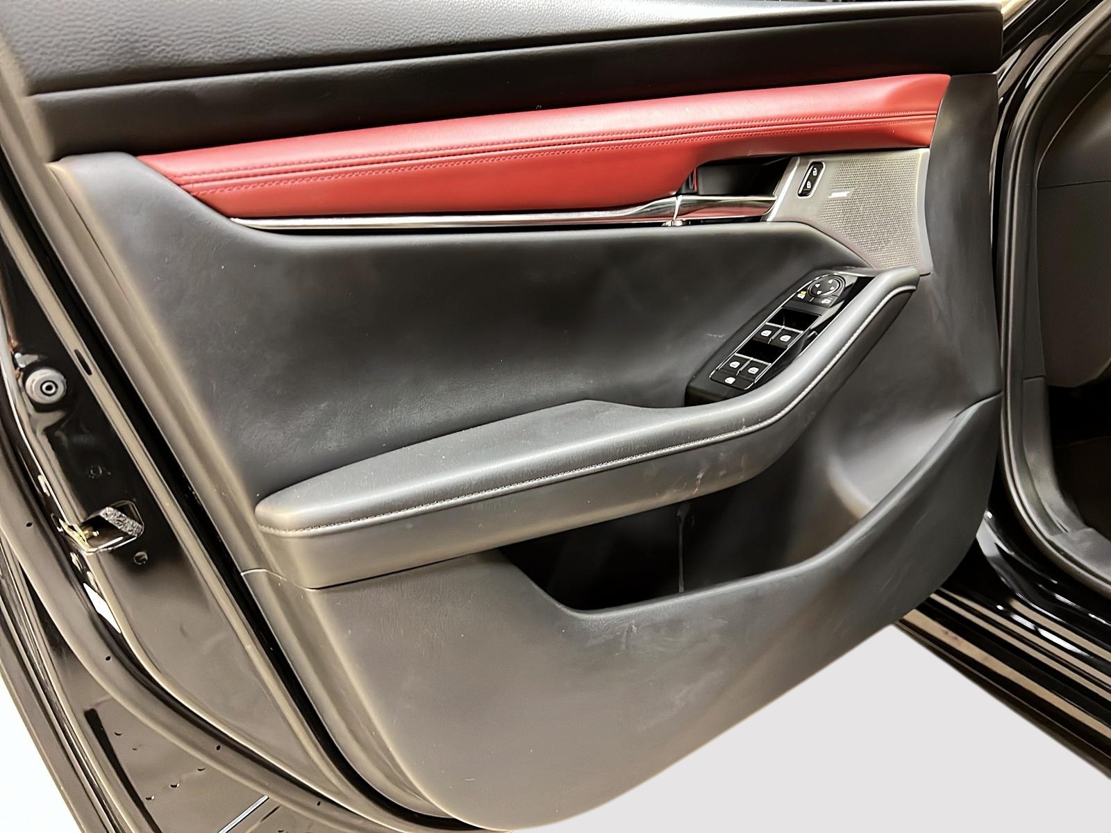 Mazda Mazda3 Sport GT TURBO CUIR TOIT NAV 4RM 2023 - image #25