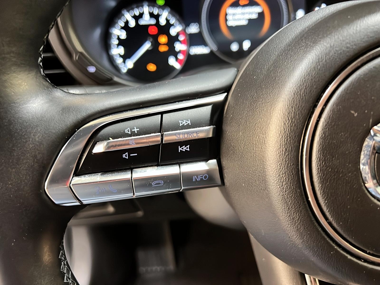 Mazda Mazda3 Sport GT TURBO CUIR TOIT NAV 4RM 2023 - image #22