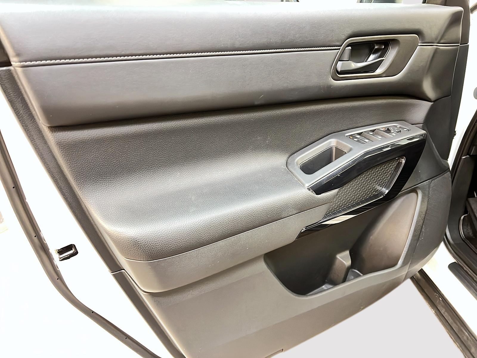 Nissan Pathfinder S 4RM 2024 - image #23