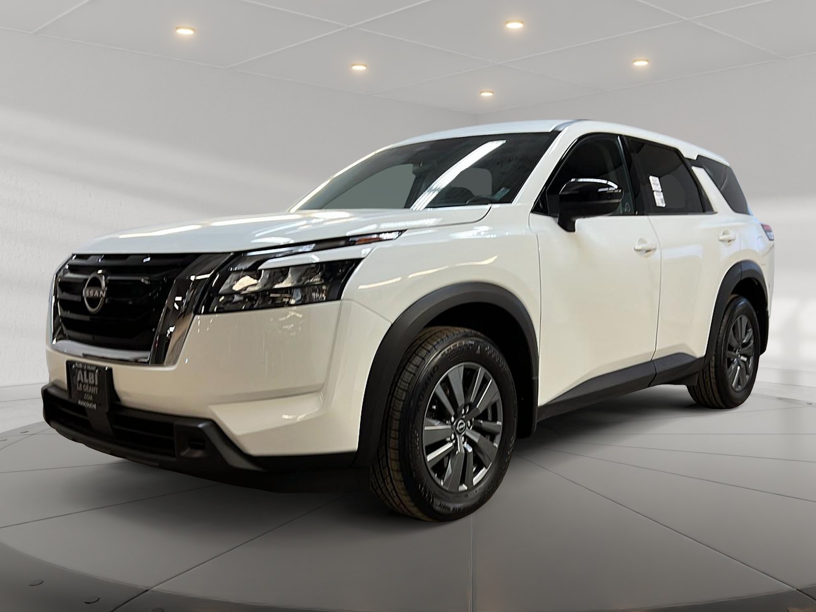 Nissan Pathfinder S 4RM 2024 - image #1