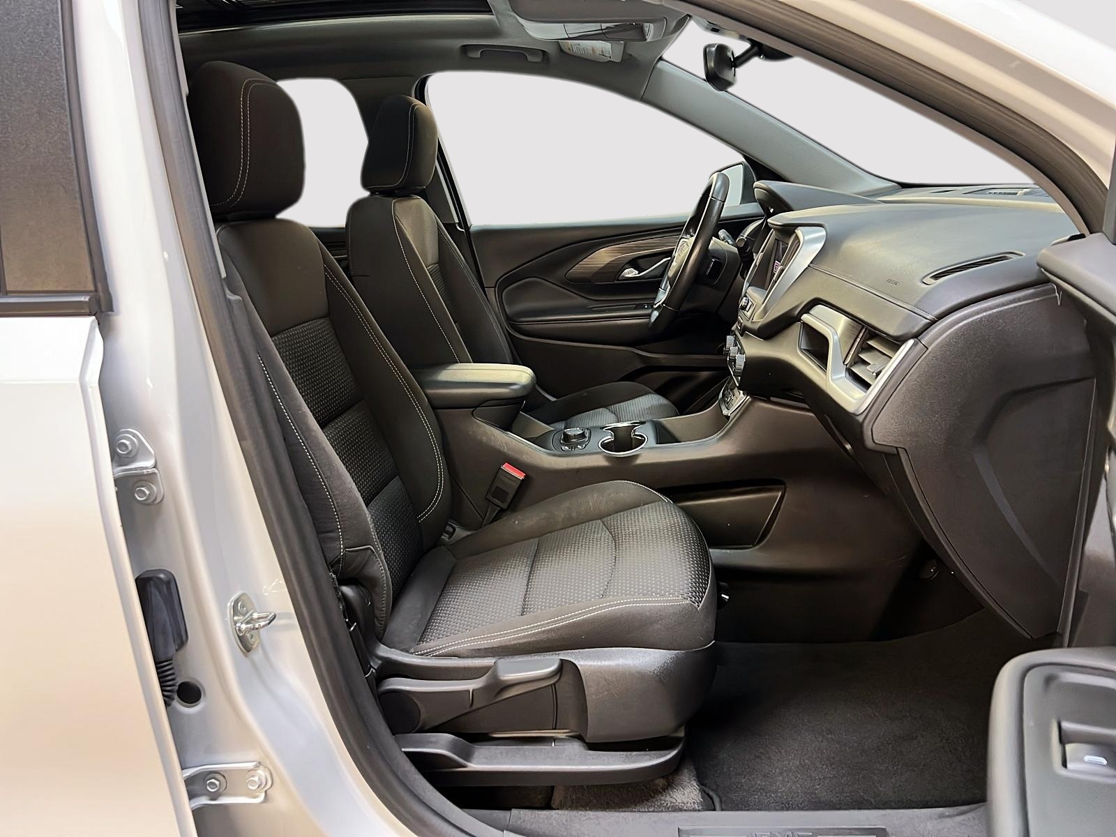 GMC Terrain SLE ELEVATION TOIT PANO 4RM 2024 - image #8