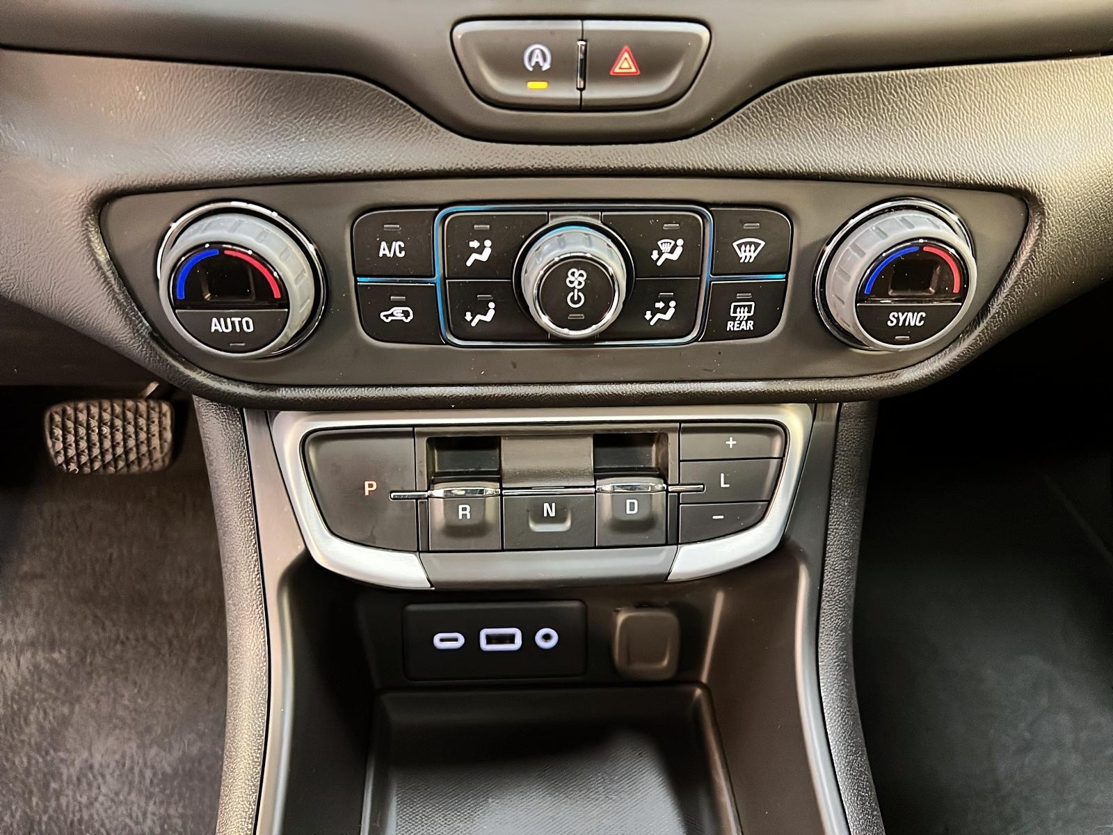 GMC Terrain 2024 - Image #16