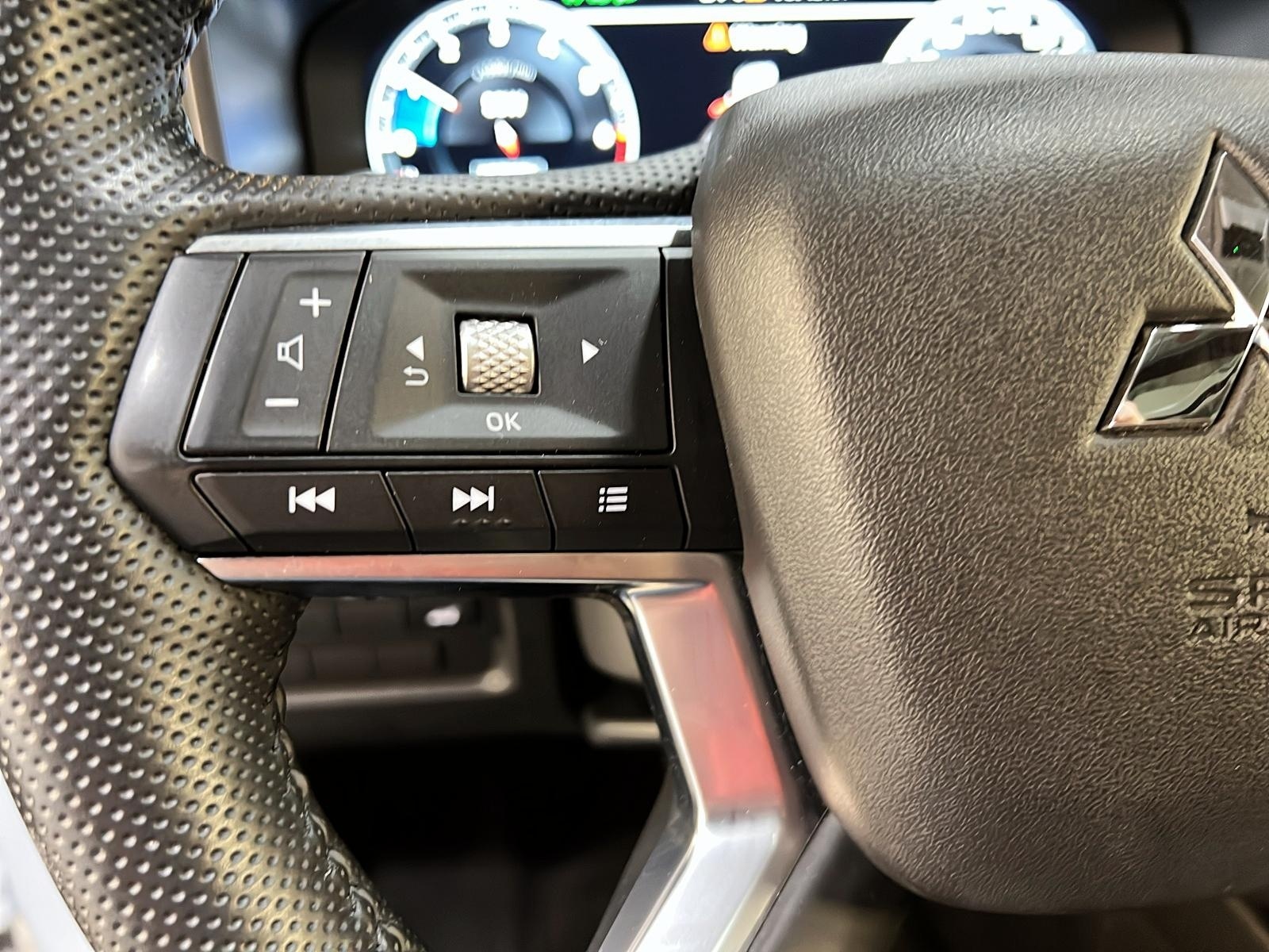 Mitsubishi Outlander 2024 - Image #23