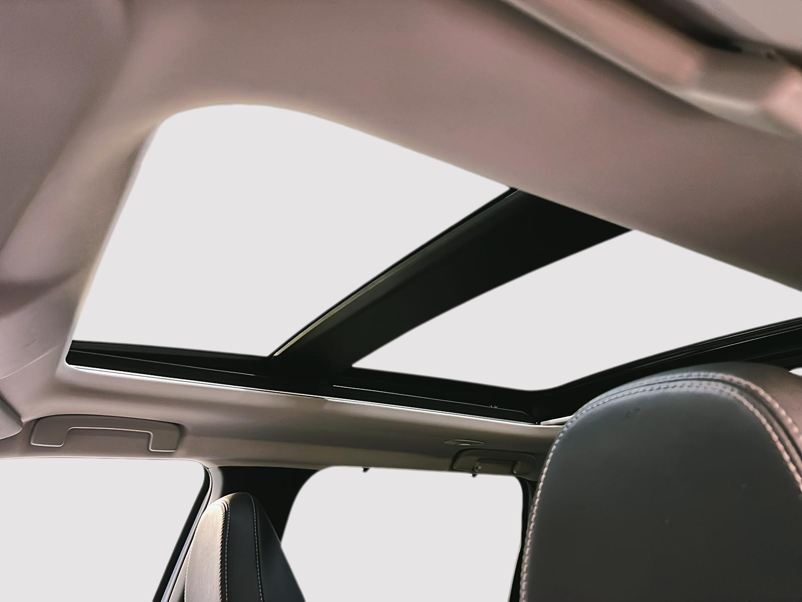 Mitsubishi Outlander GT S CUIR TOIT PANO NAV AWC 2024 - image #10