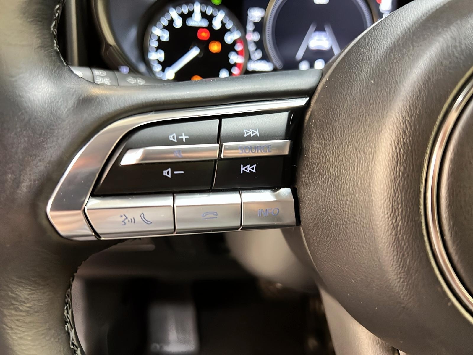 Mazda CX-50 GT TURBO CUIR TOIT PANO NAV 4RM 2024 - image #23