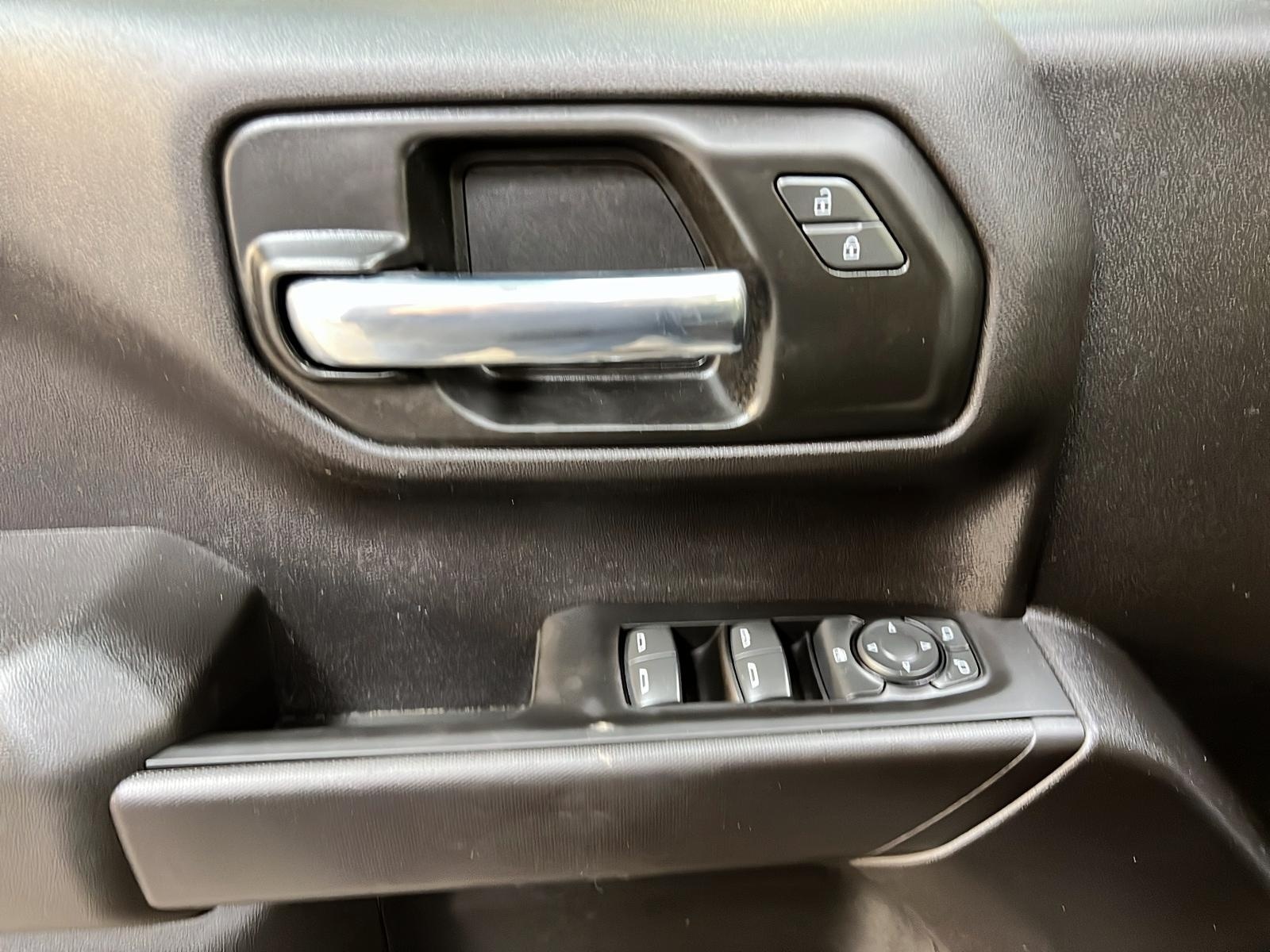Chevrolet Silverado 1500 2024 - Image #19