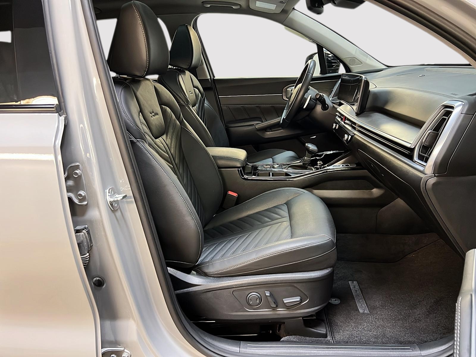 Kia Sorento X-LINE LIMITED TURBO CUIR TOIT PANO NAV 4RM 2025 - image #8