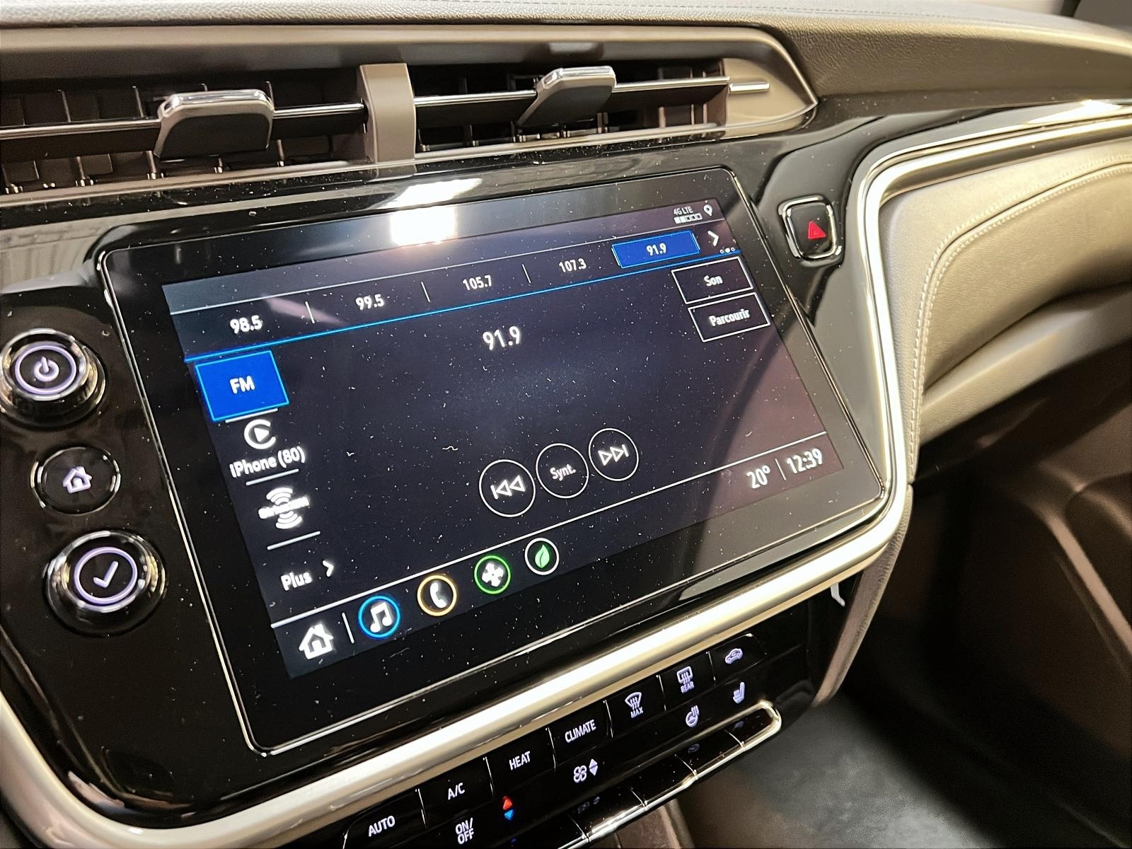 Chevrolet Bolt EUV 2LT 2023 - image #15