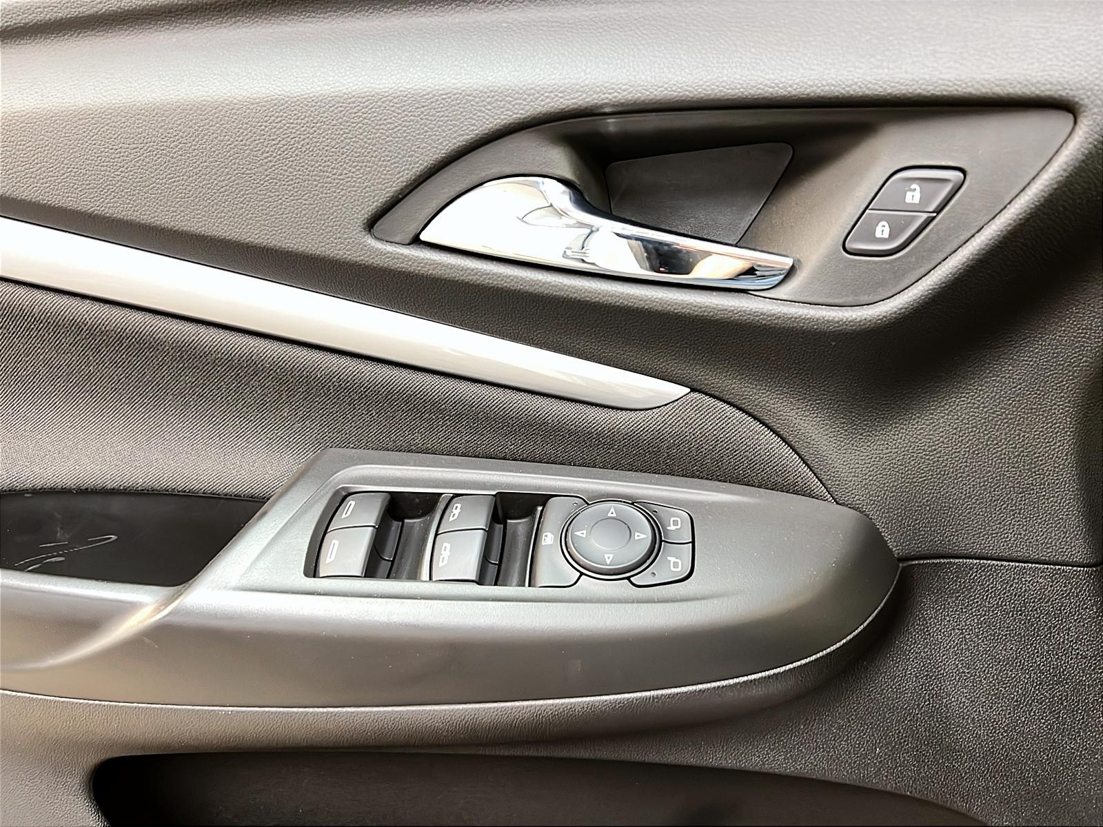 Chevrolet Bolt EUV 2LT 2023 - image #21