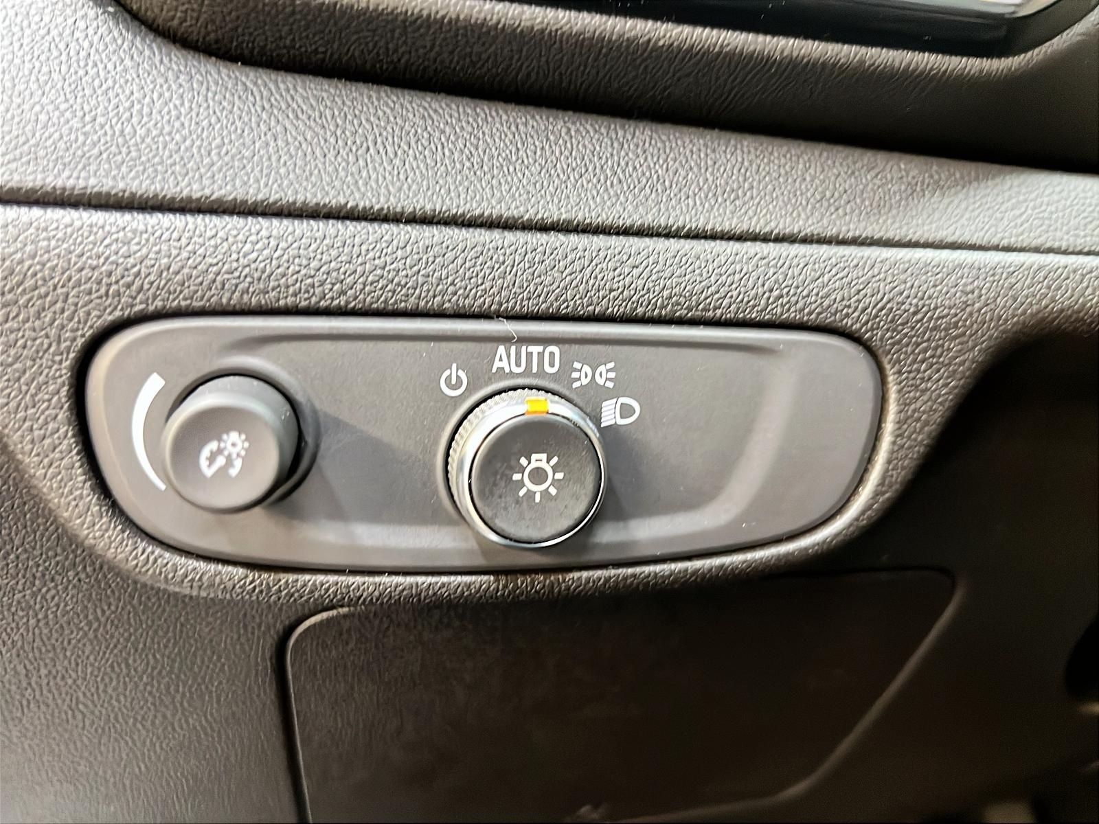 Chevrolet Bolt EUV 2023 - Image #20