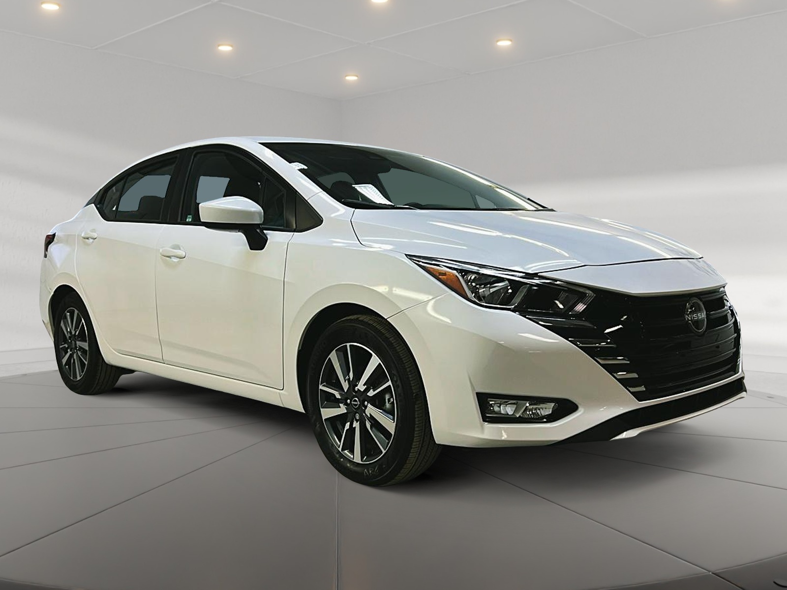 Nissan Versa SV 2025 — photo 3