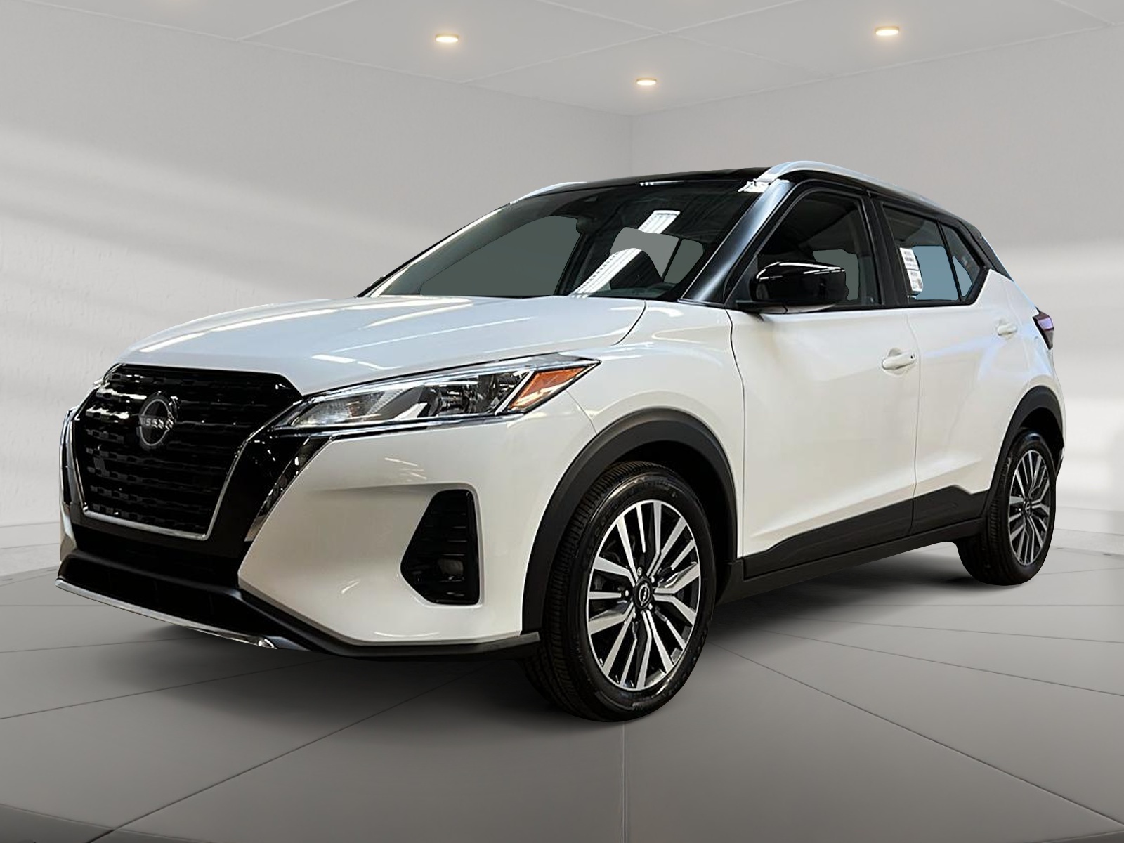 Nissan Kicks SV 2023 - image #1