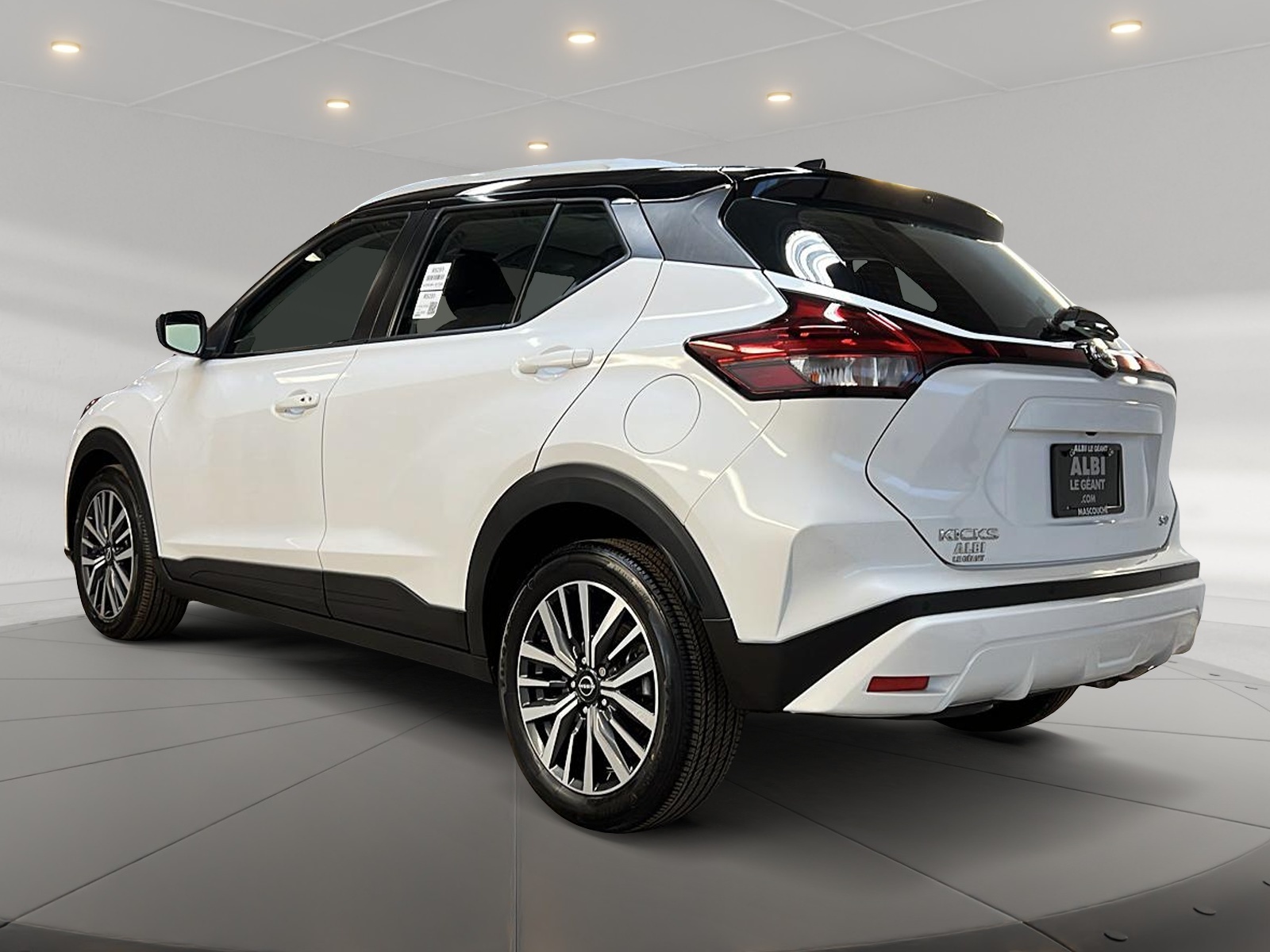 Nissan Kicks 2023 - Image #6