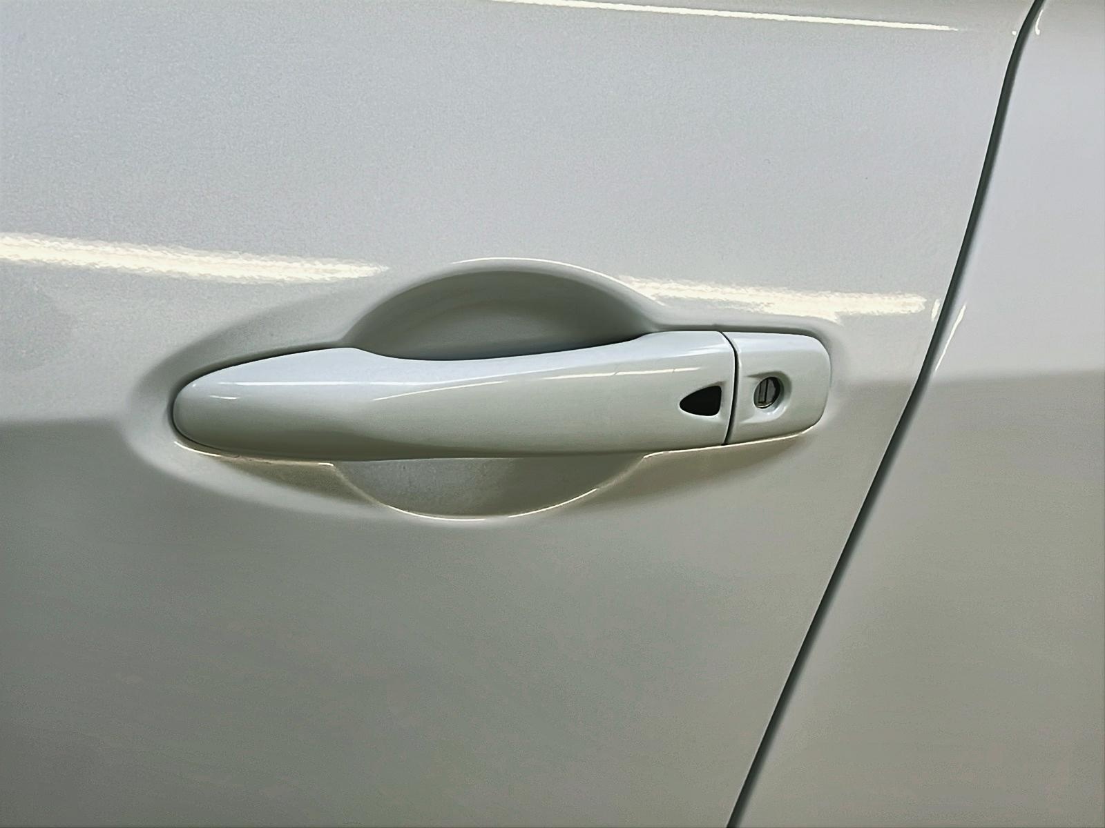 Nissan Kicks SV 2023 - image #23