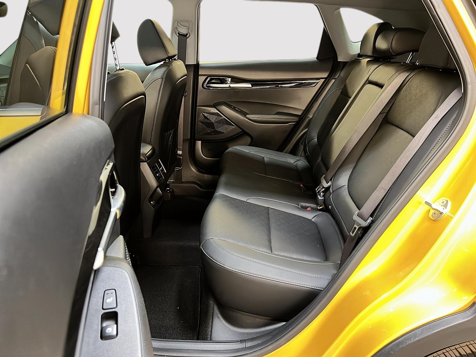 Kia SELTOS EX PREMIUM CUIR TOIT NAV 4RM 2023 - image #9