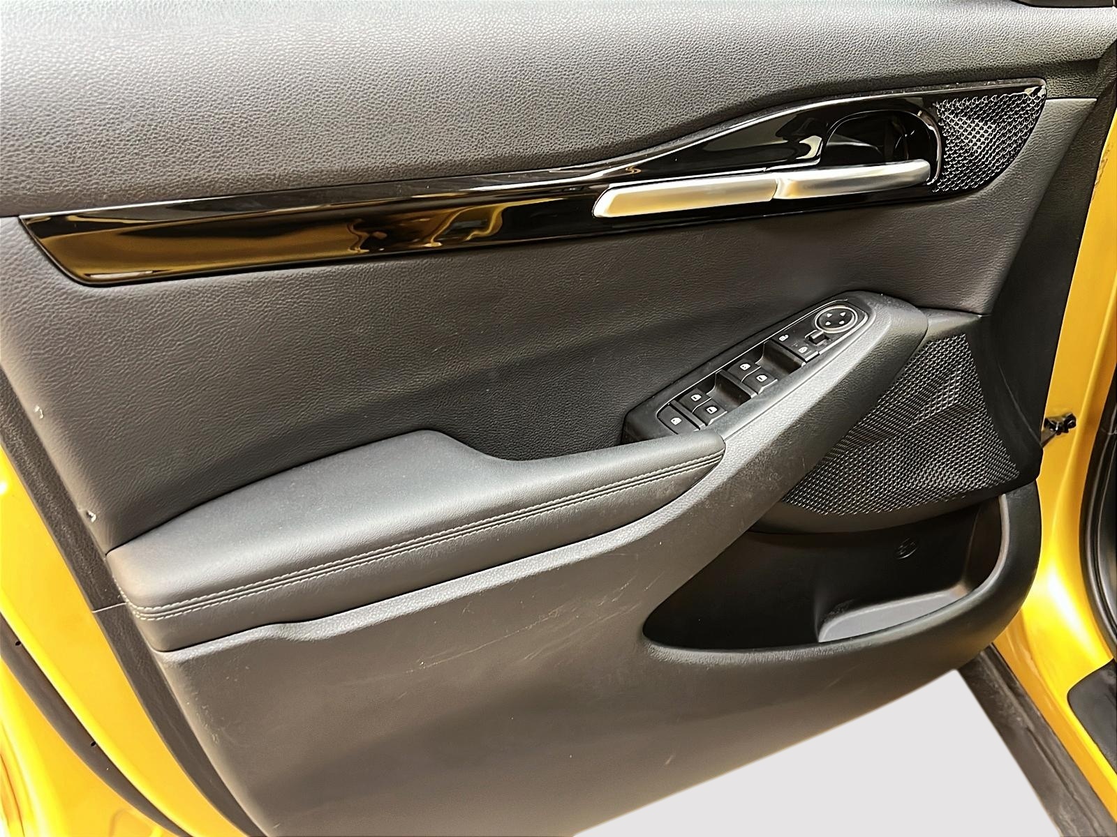 Kia SELTOS EX PREMIUM CUIR TOIT NAV 4RM 2023 - image #24