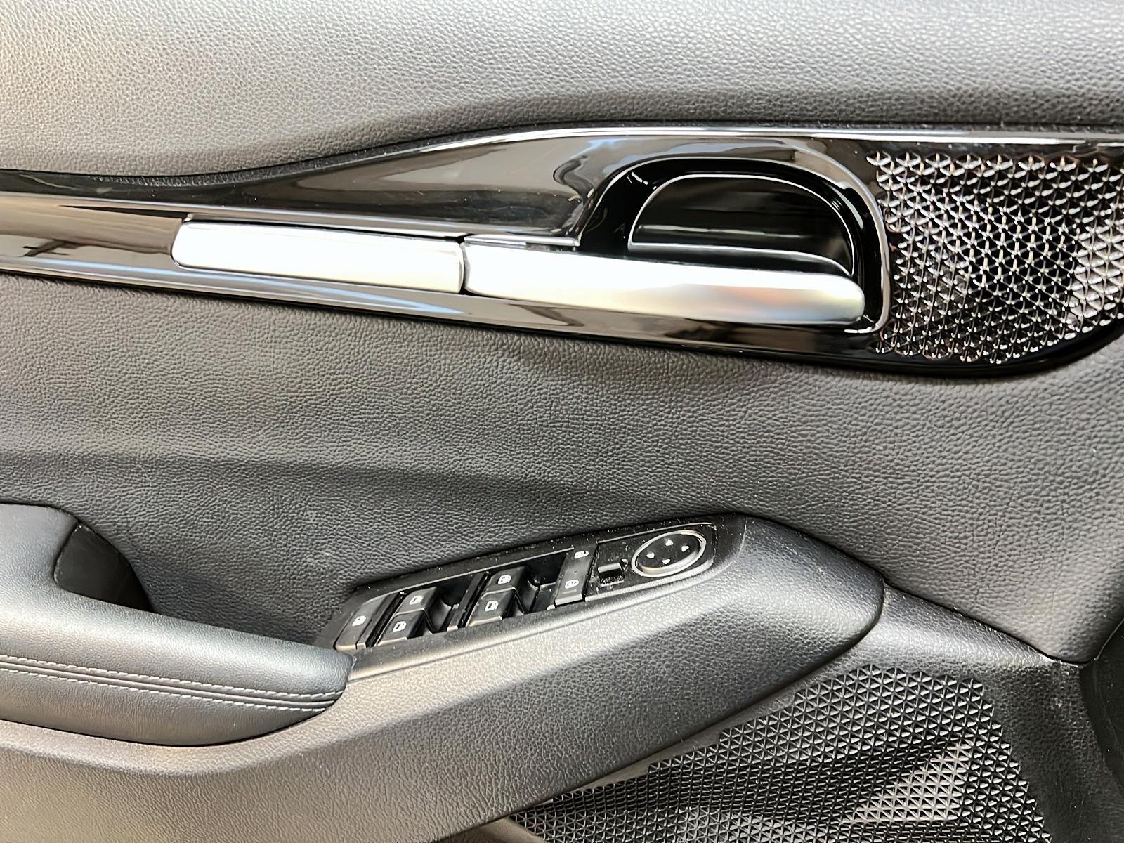 Kia SELTOS EX CUIR TOIT 4RM 2023 - image #22