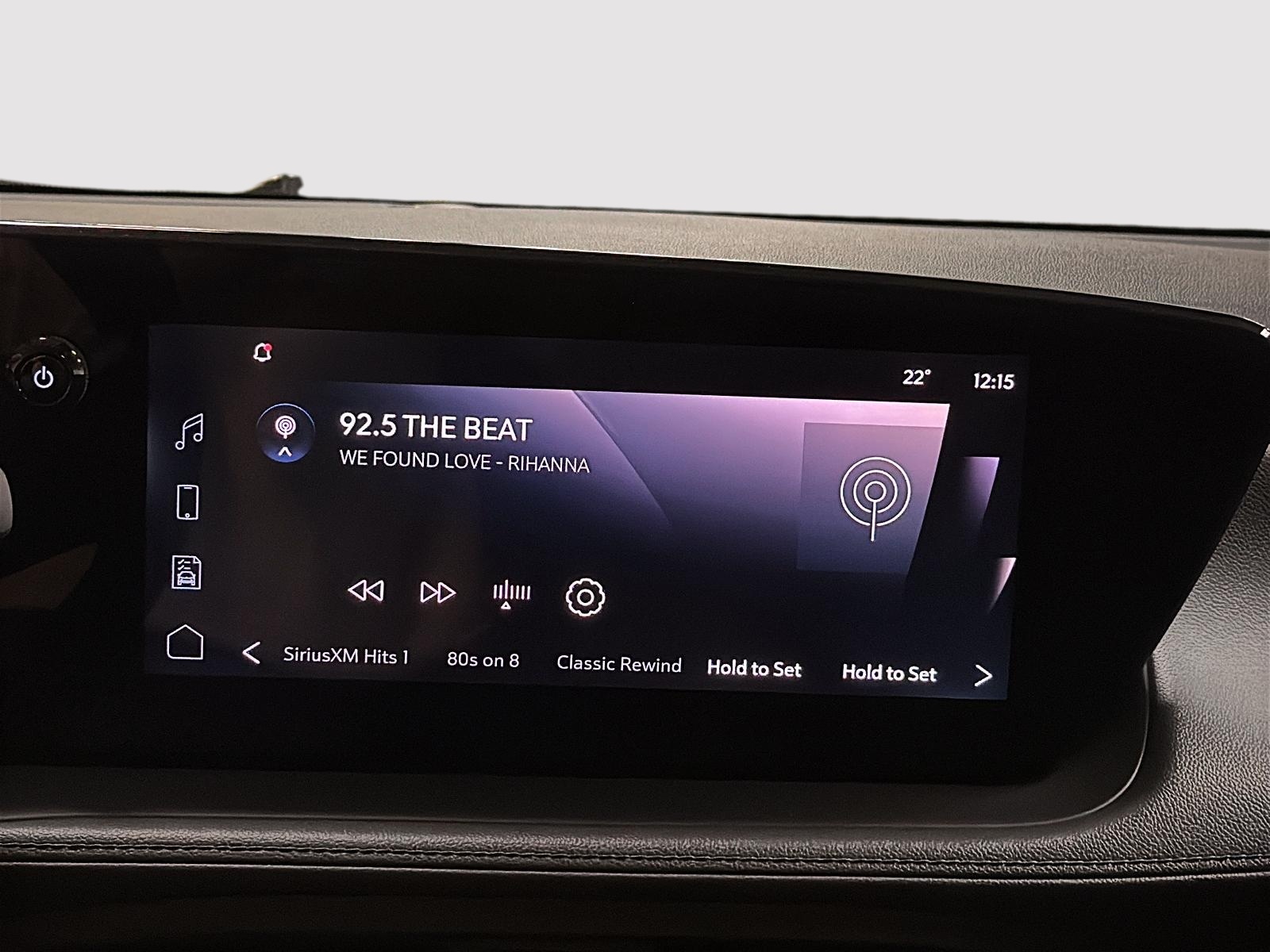 Buick Encore GX ST GR EXPERIENCE CUIR TOIT PANO 4RM 2024 - image #18