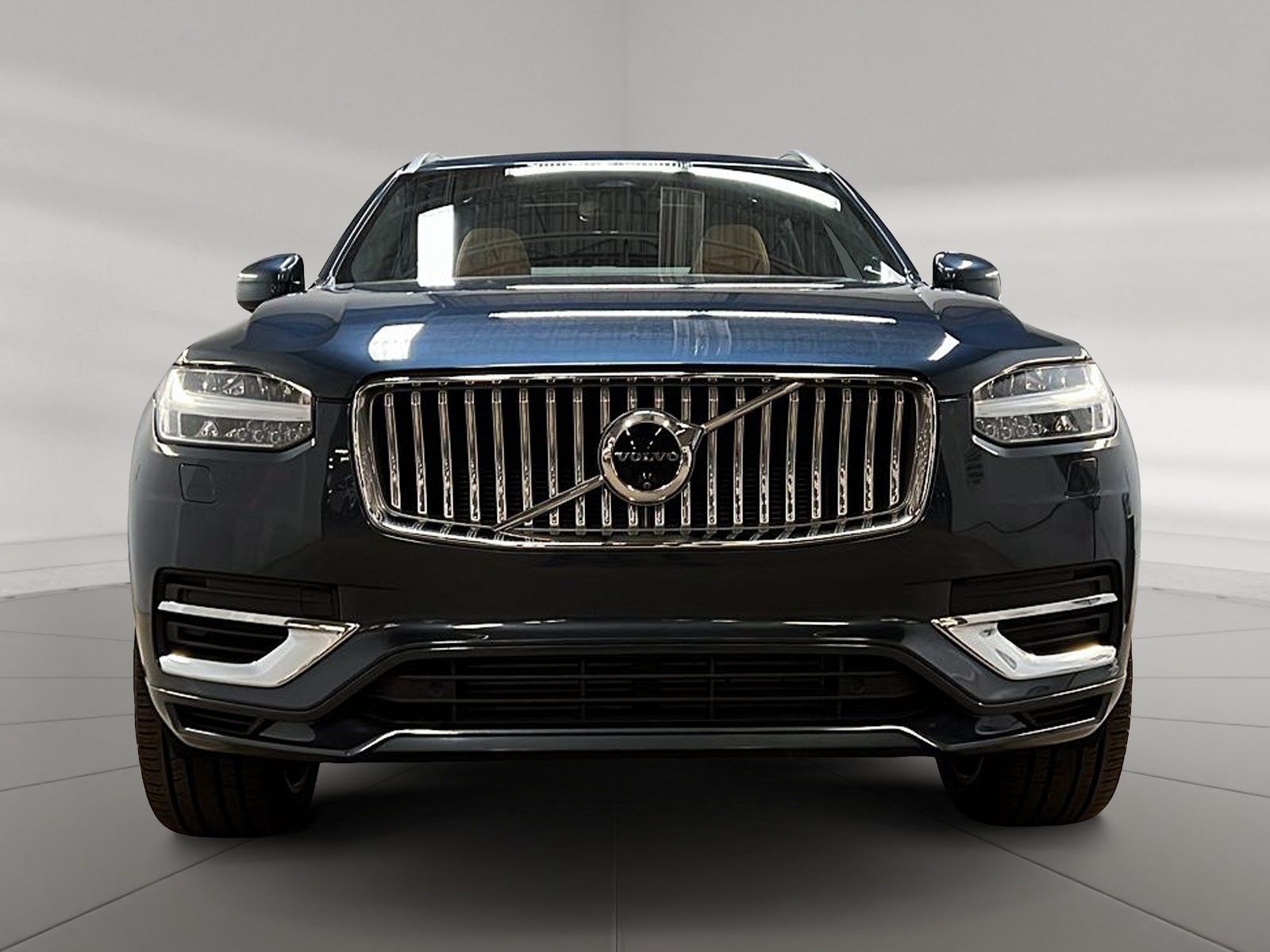 Volvo XC90 2024 - Image #2