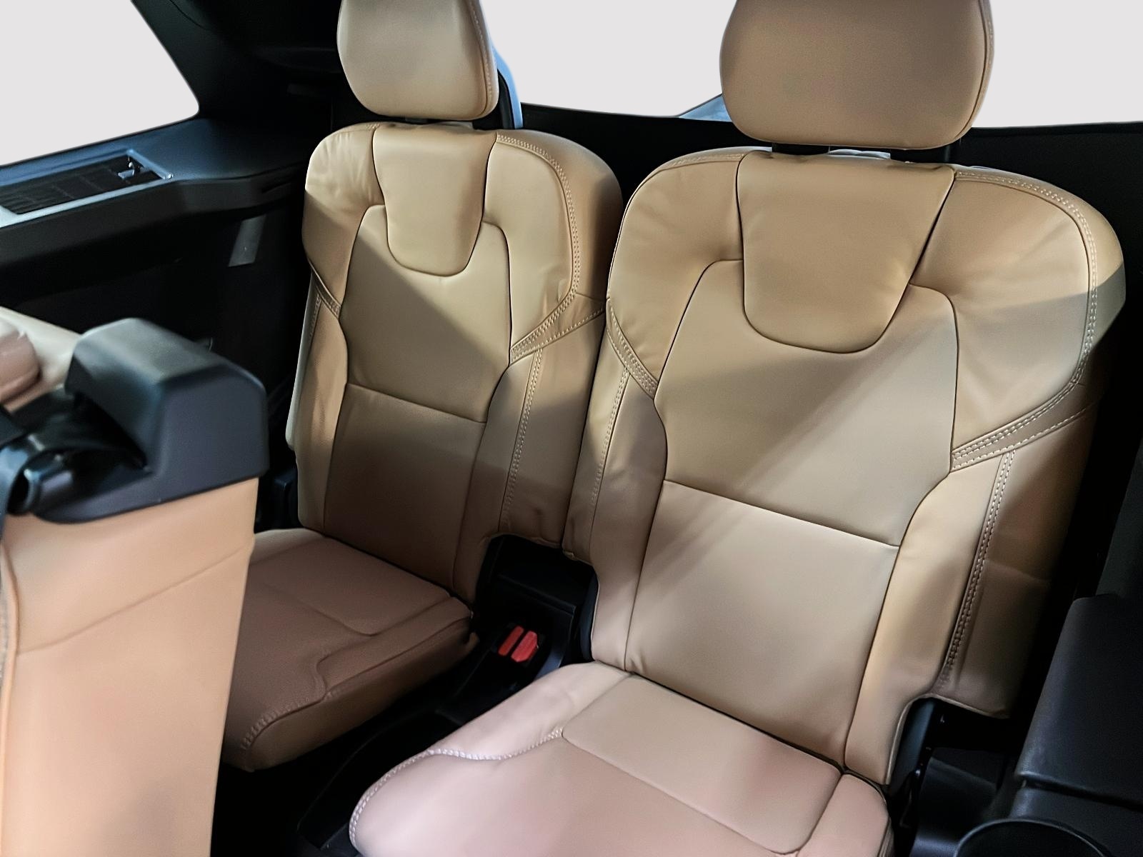Volvo XC90 2024 - Image #10