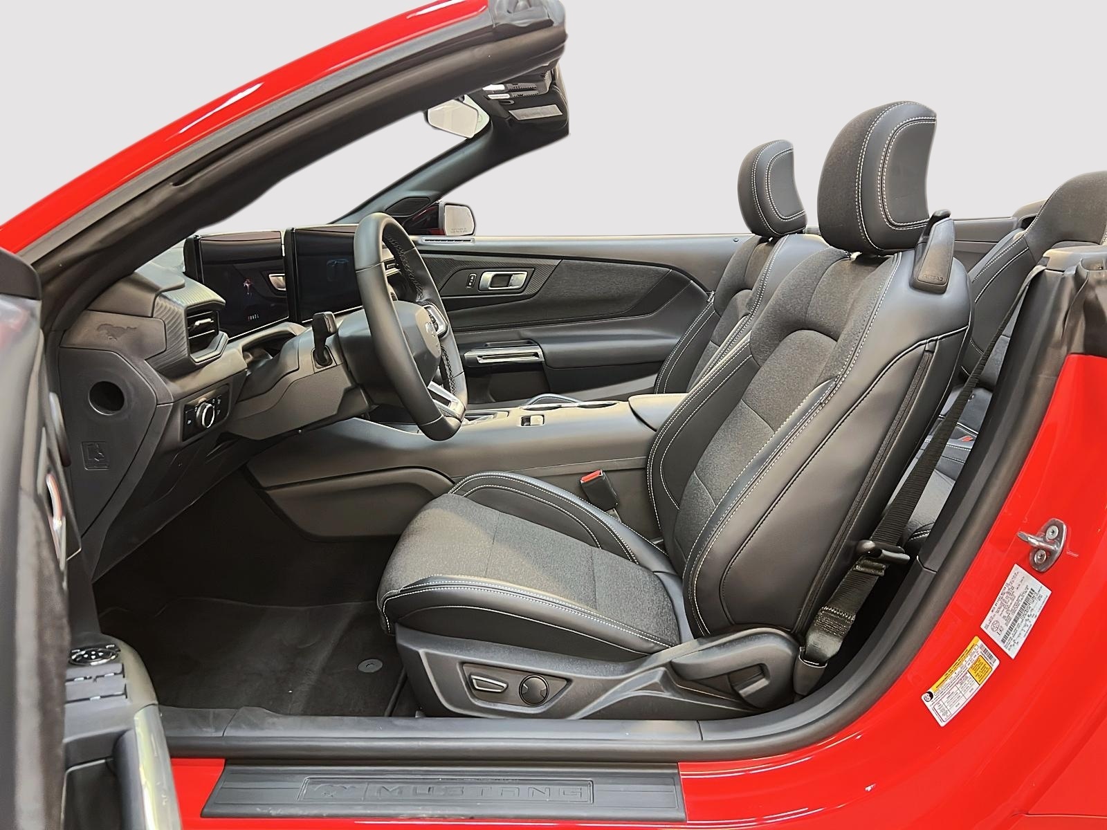 Ford Mustang ECOBOOST ENSEMBLE PONY CONVERTIBLE 2024 - image #9