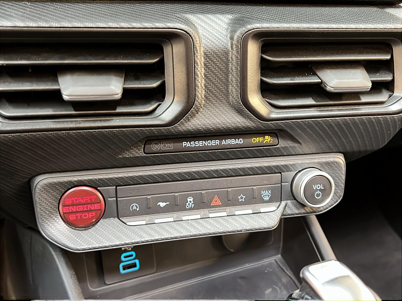 Ford Mustang 2024 - Image #16
