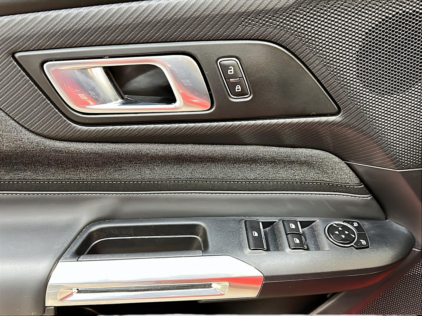 Ford Mustang ECOBOOST ENSEMBLE PONY CONVERTIBLE 2024 - image #23