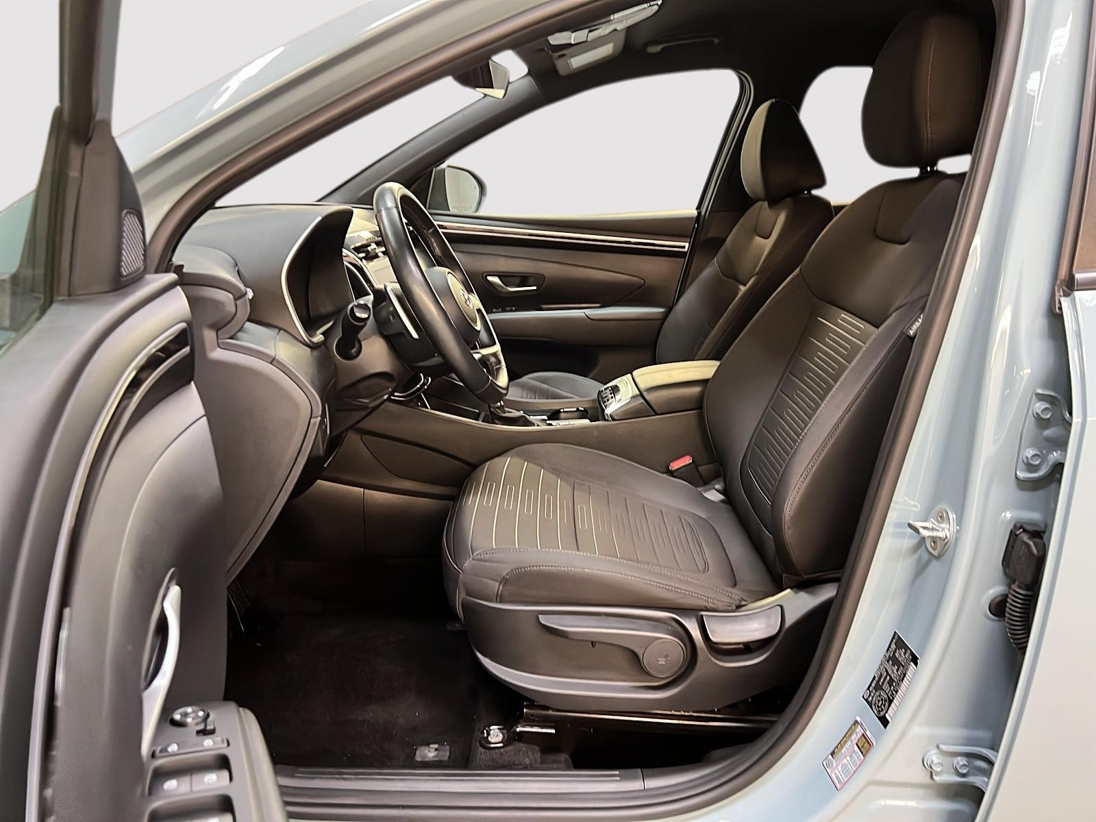 Hyundai SANTA CRUZ PREFERRED 2.5T NAV 4RM 2023 - image #7