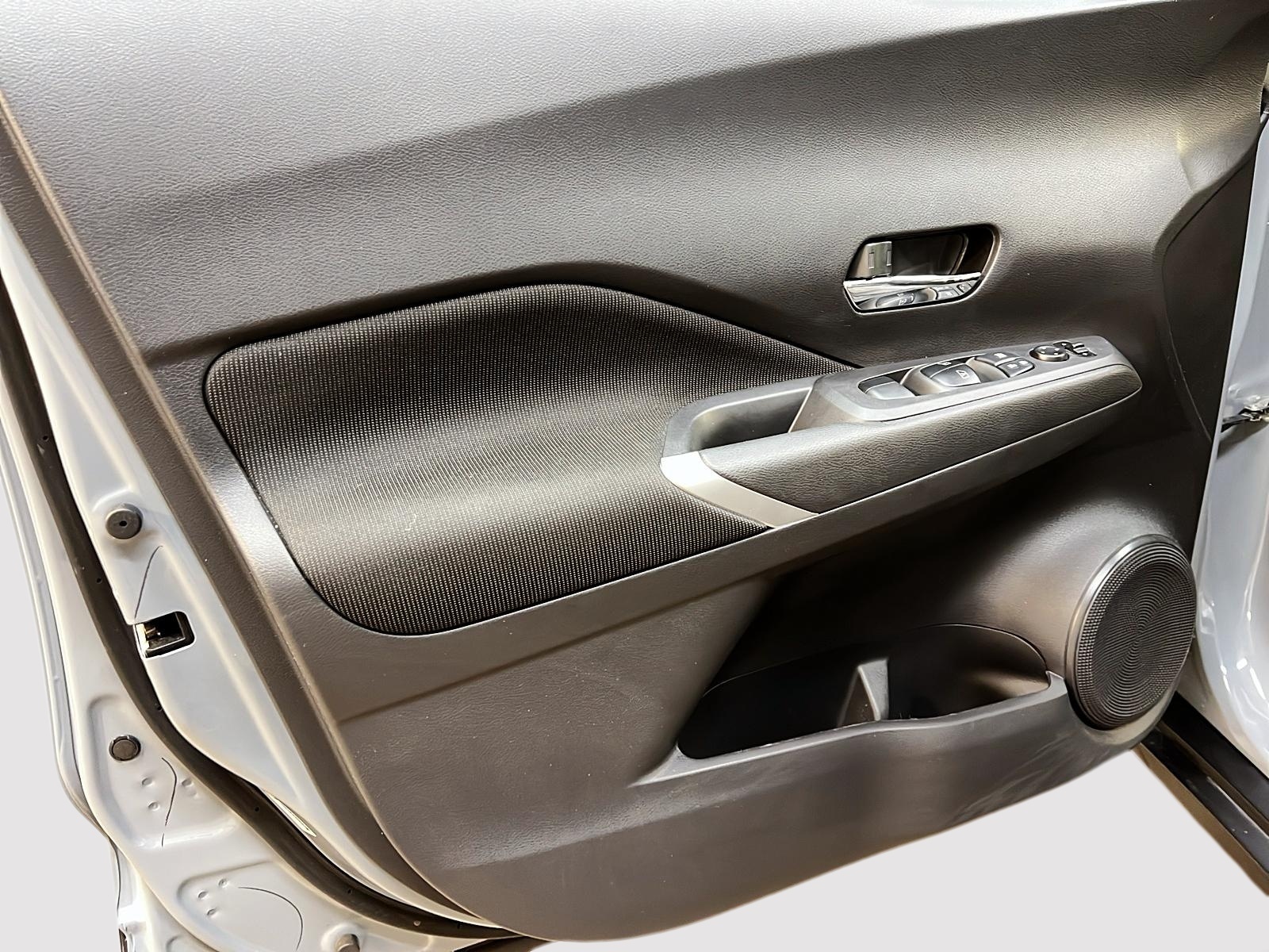 Nissan Kicks SV 2023 - image #22