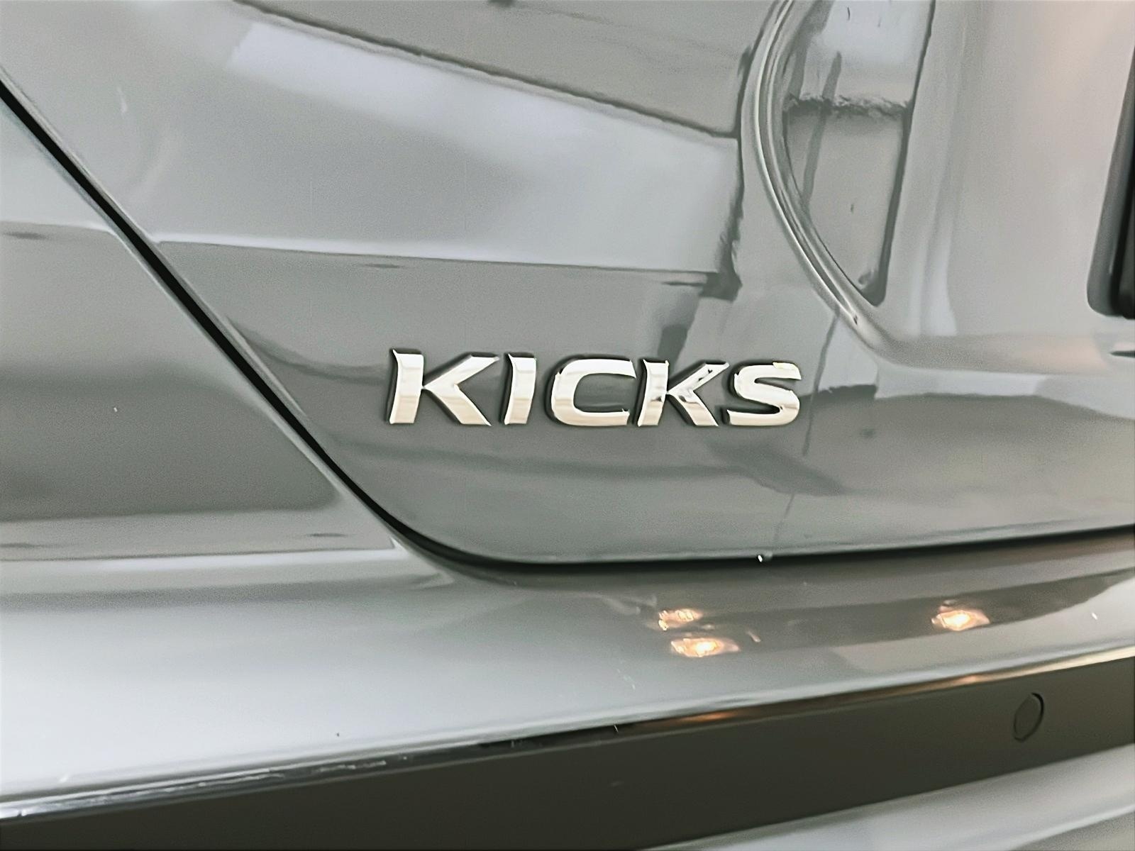 Nissan Kicks SV 2023 - image #24