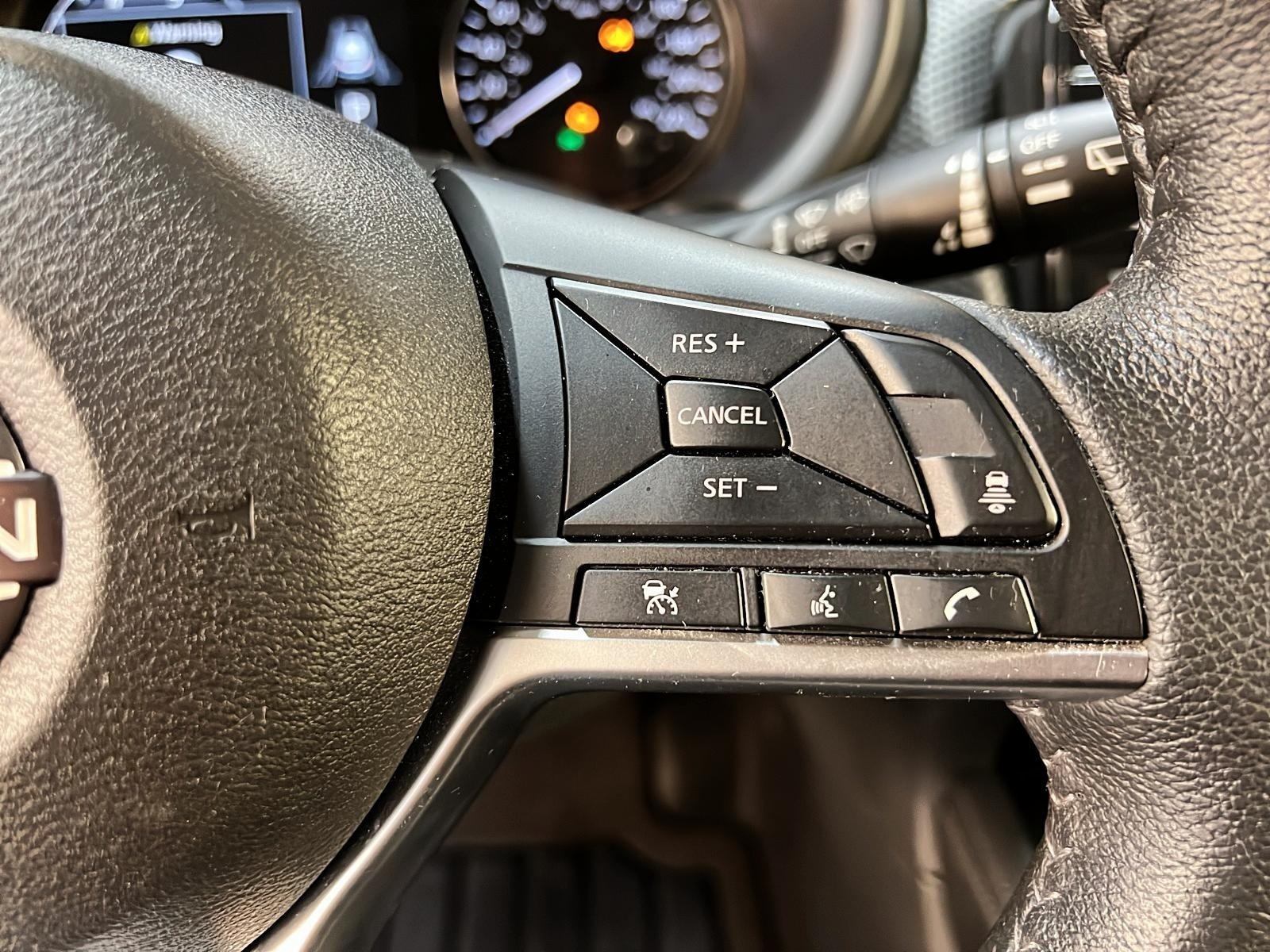 Nissan Kicks SV 2023 - image #18