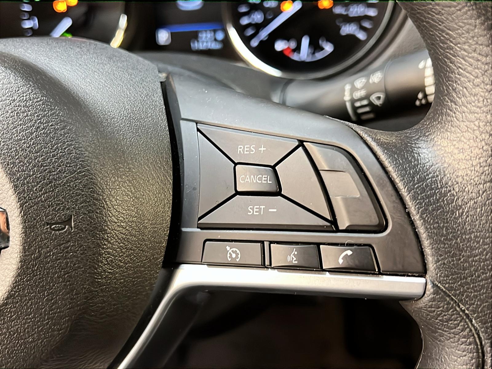Nissan Qashqai S 4RM 2023 - image #18