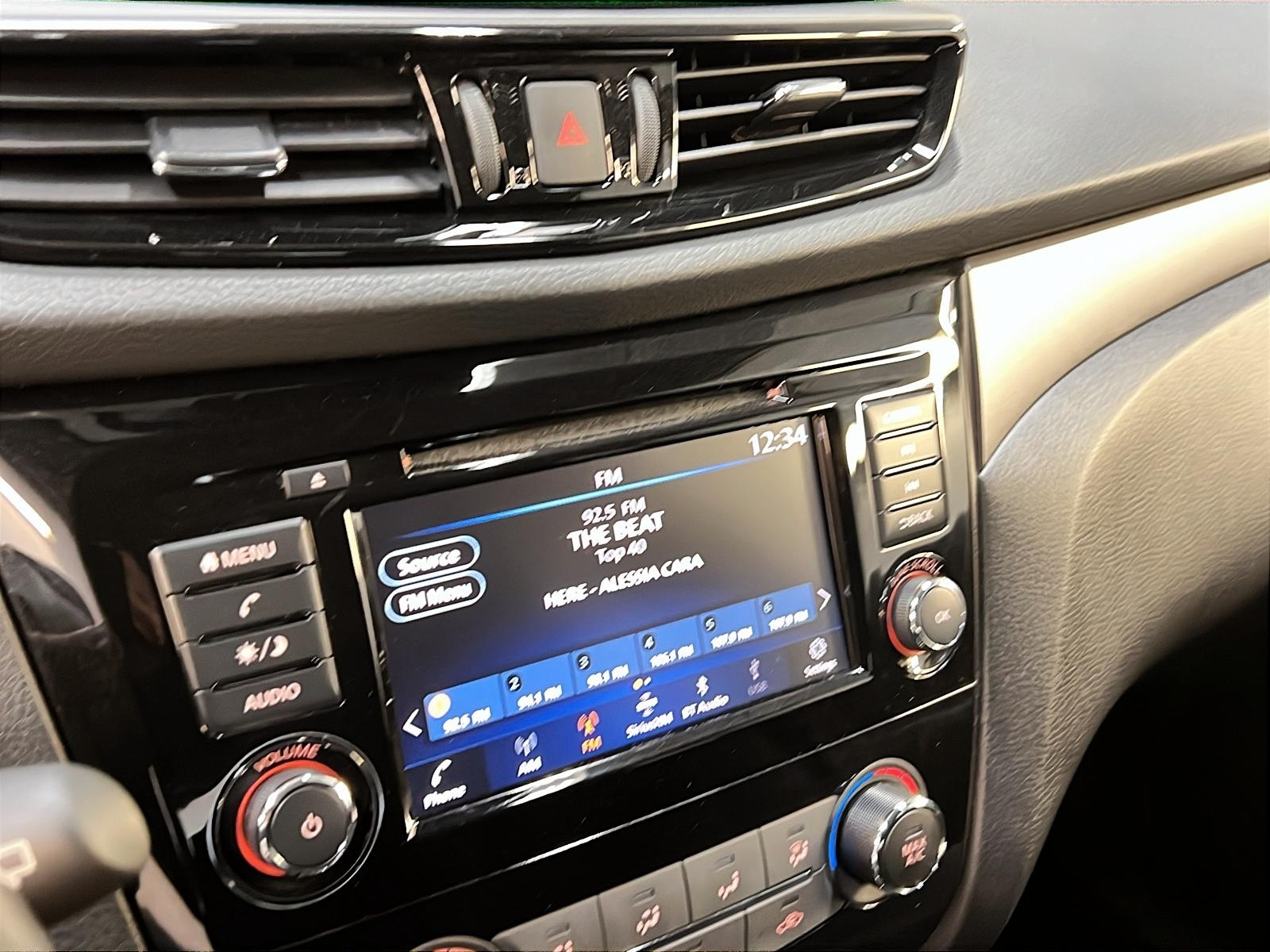 Nissan Qashqai S 4RM 2023 - image #16