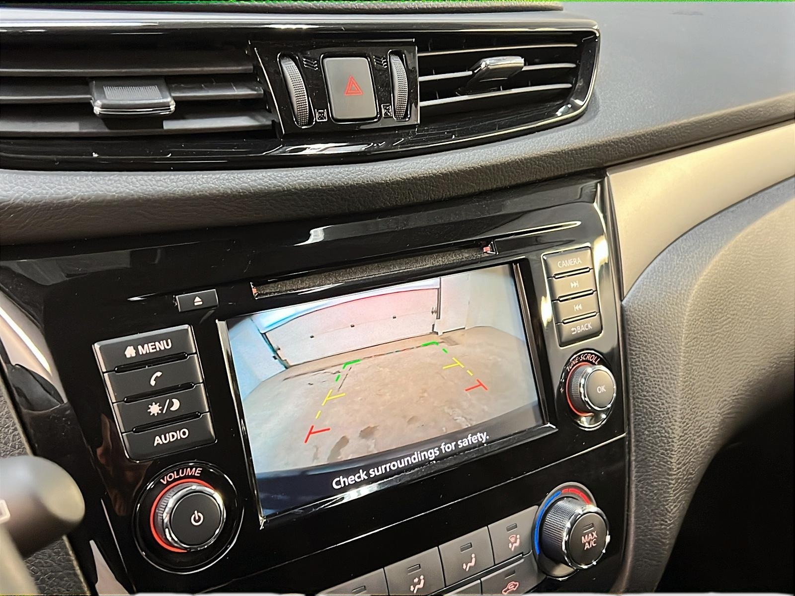 Nissan Qashqai S 4RM 2023 - image #17