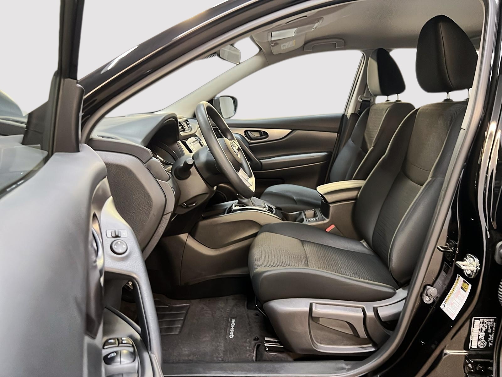 Nissan Qashqai S 4RM 2023 - image #7