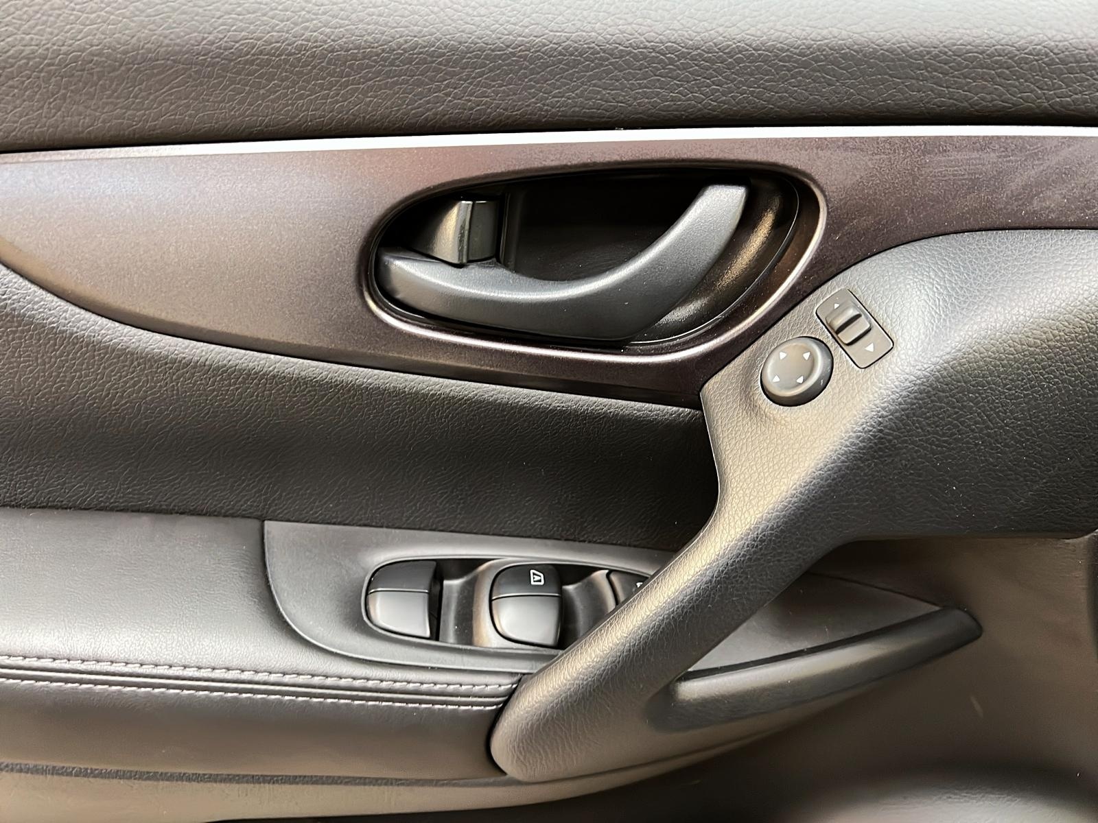 Nissan Qashqai S 4RM 2023 - image #21
