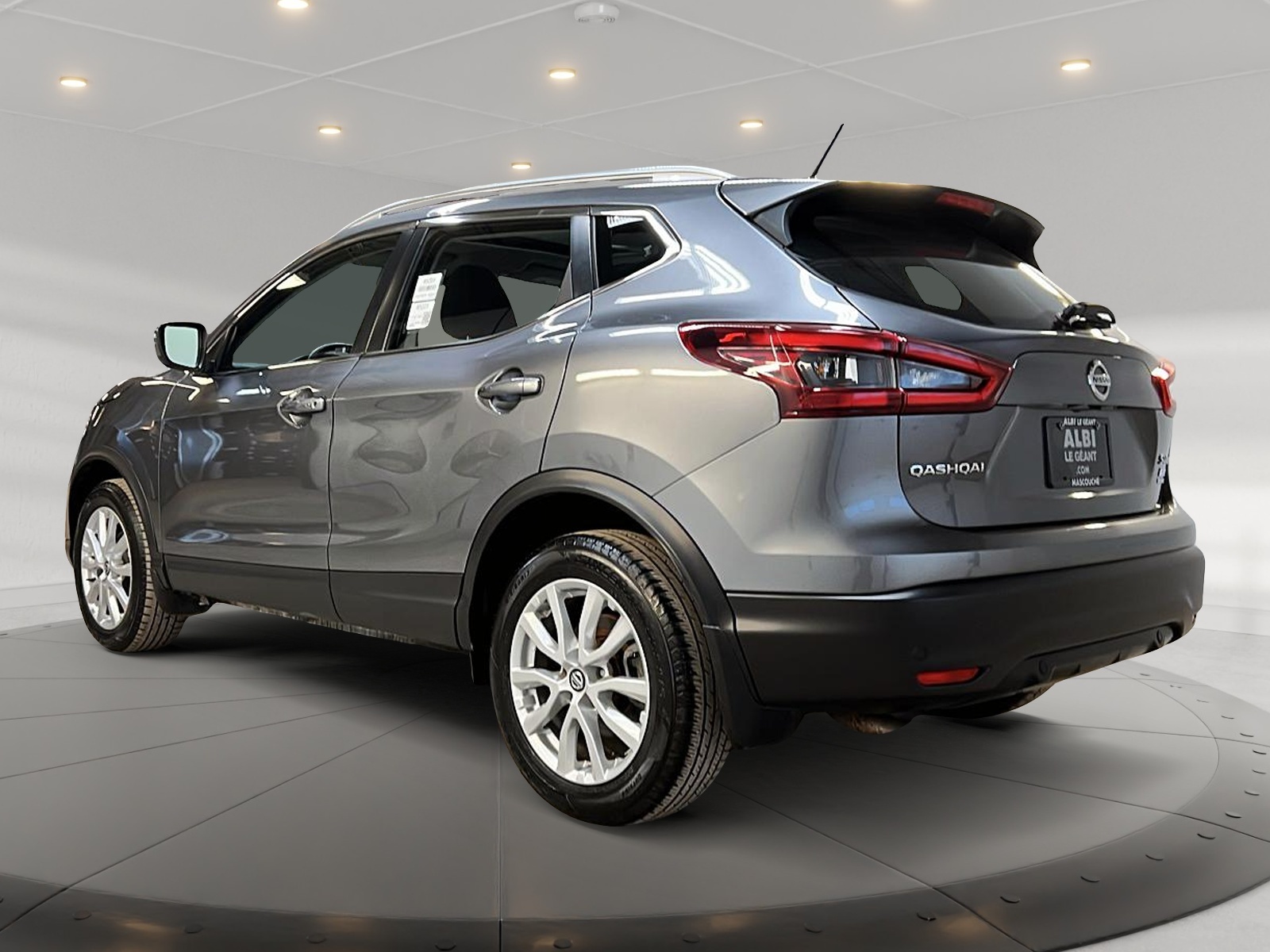 Nissan Qashqai SV TOIT 4RM 2023 - image #6