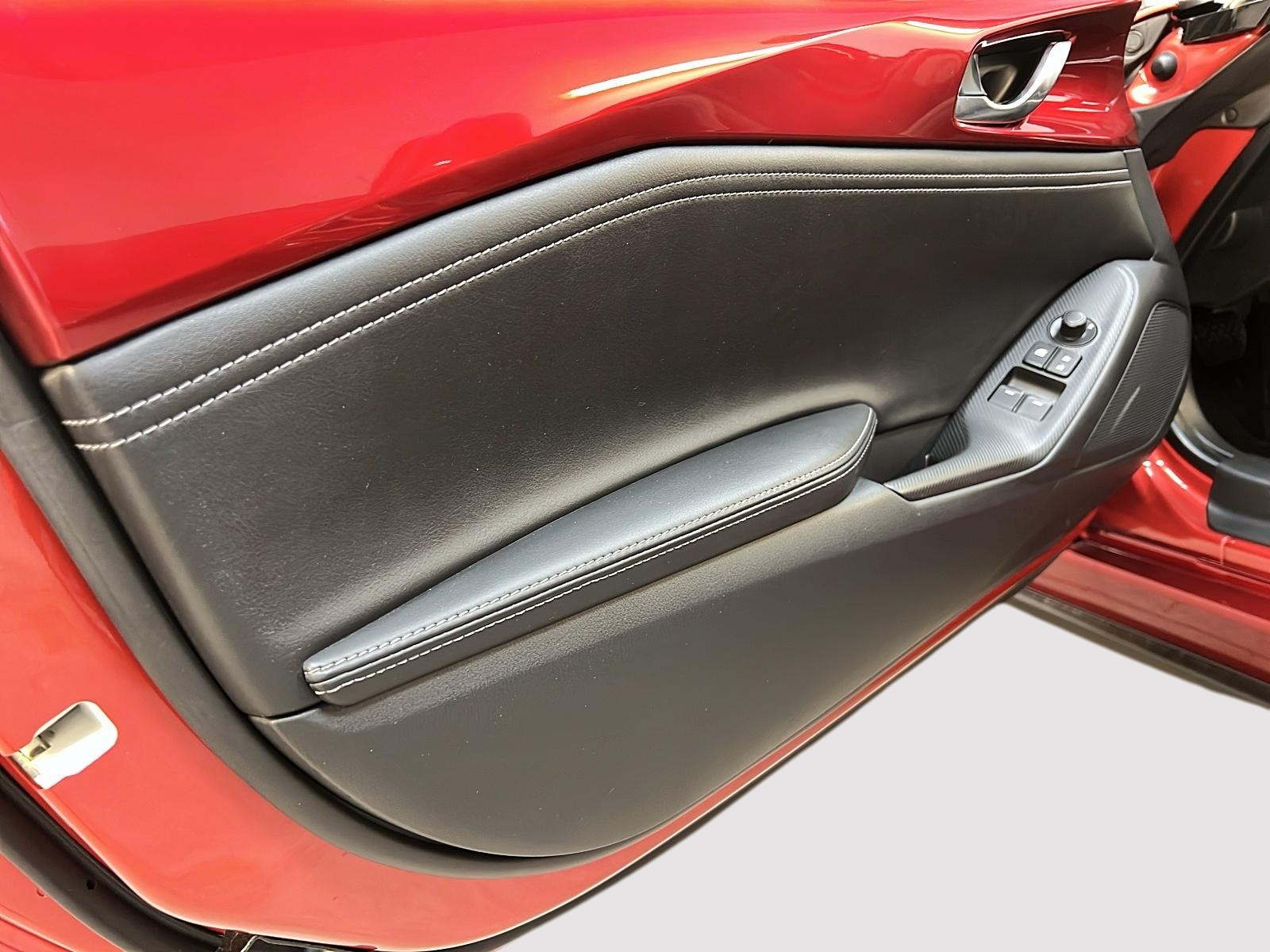 Mazda MX-5 2023 - Image #24