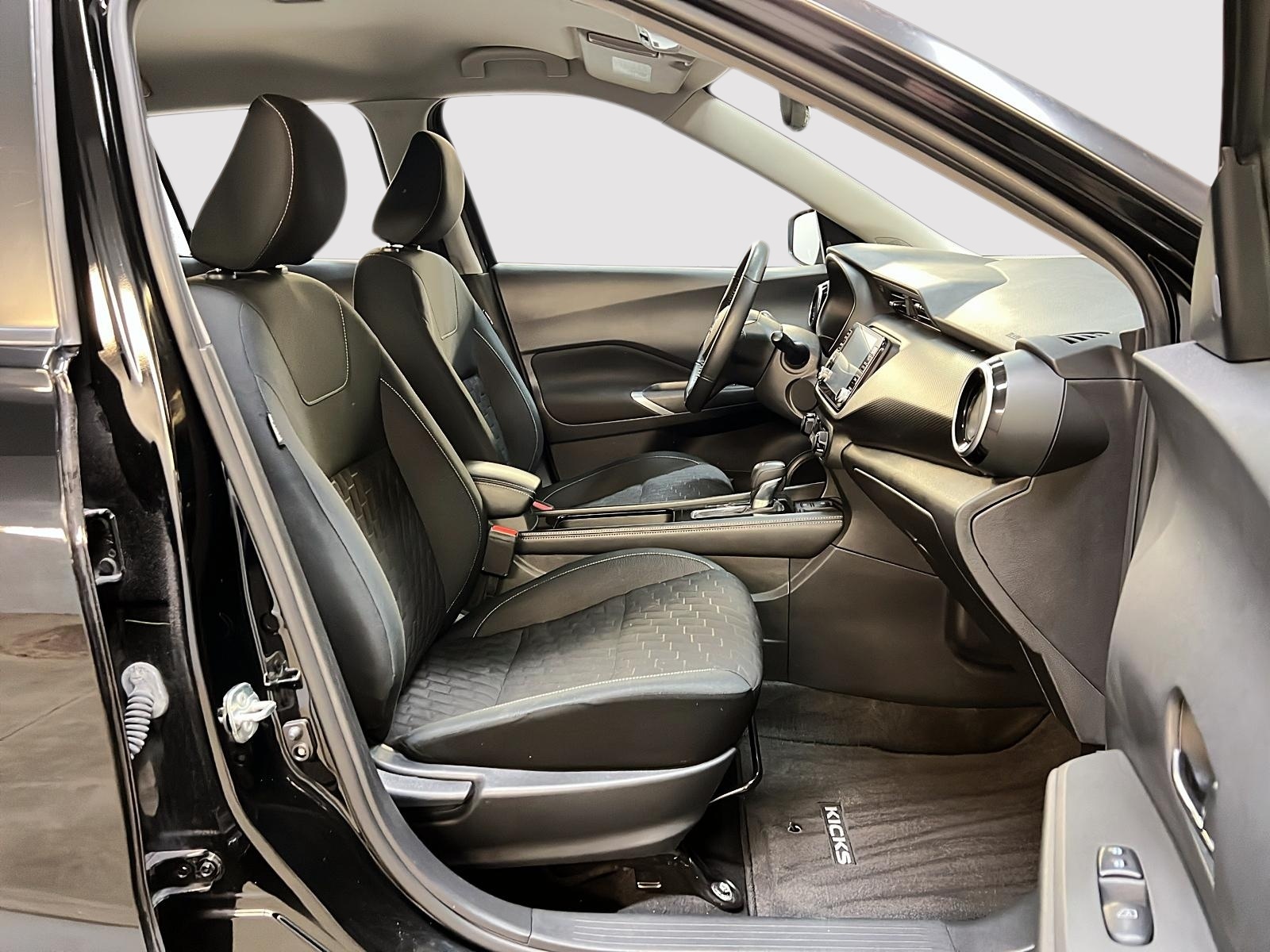 Nissan Kicks SV 2021 - image #8