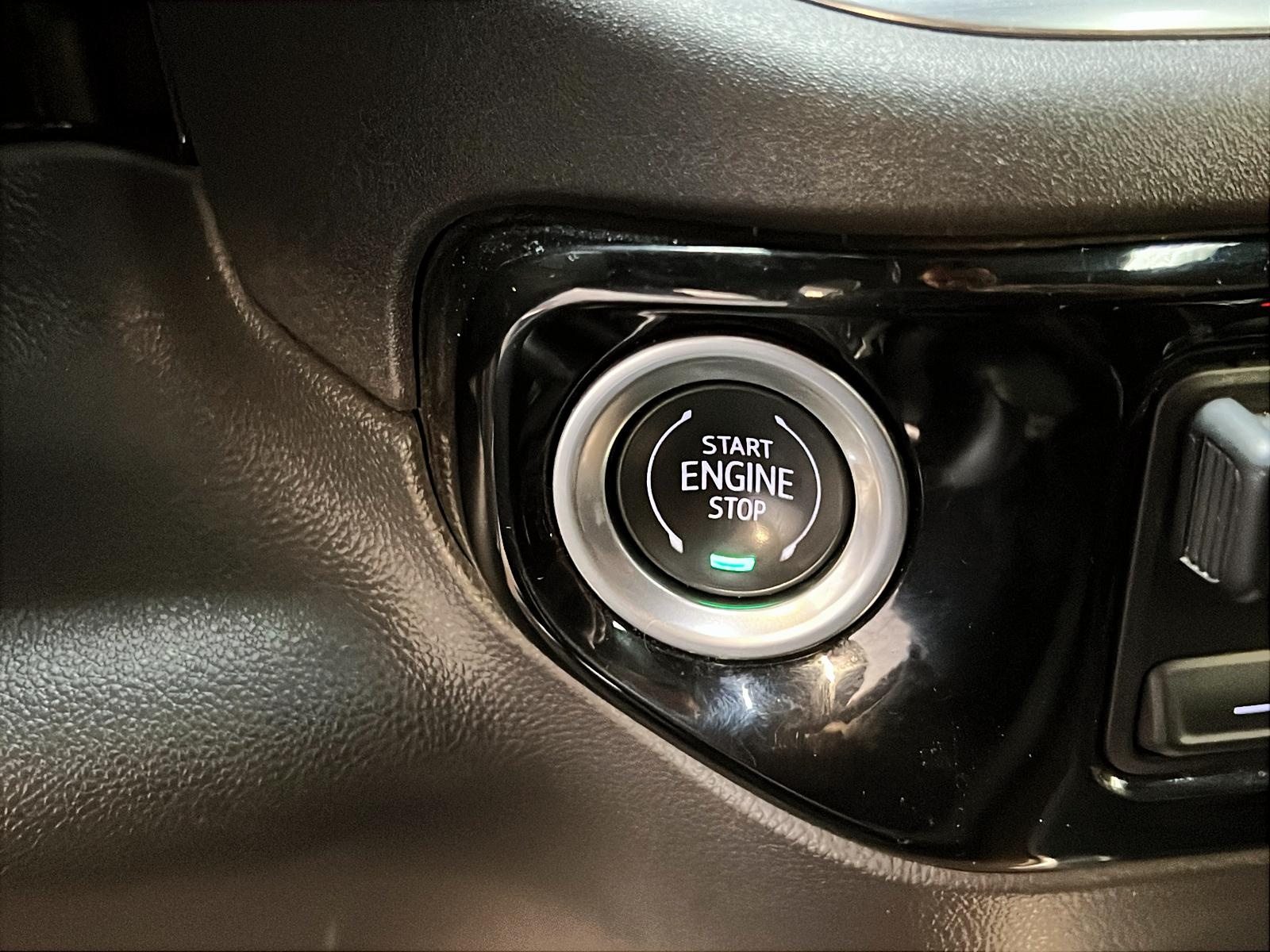 Chevrolet Silverado 1500 RST CREW CAB CUIR TOIT NAV 4X4 2022 - image #19