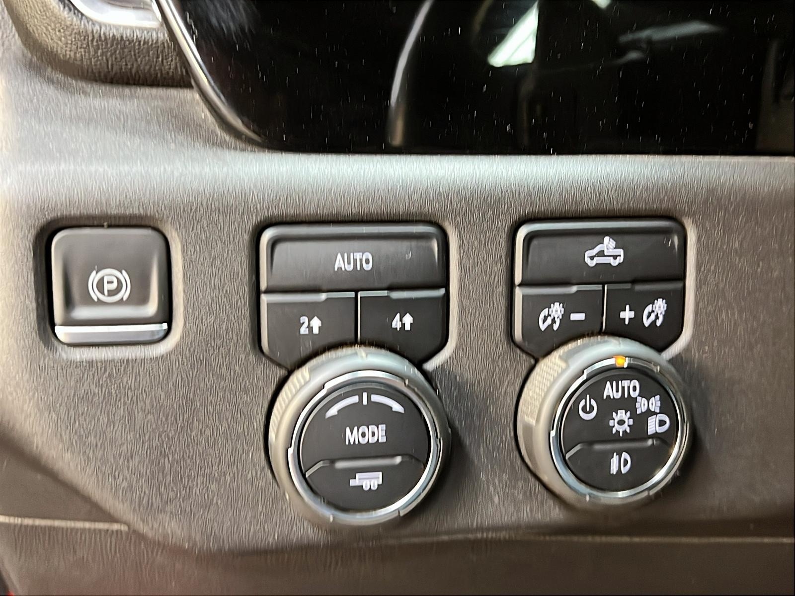 Chevrolet Silverado 1500 RST CREW CAB CUIR TOIT NAV 4X4 2022 - image #22