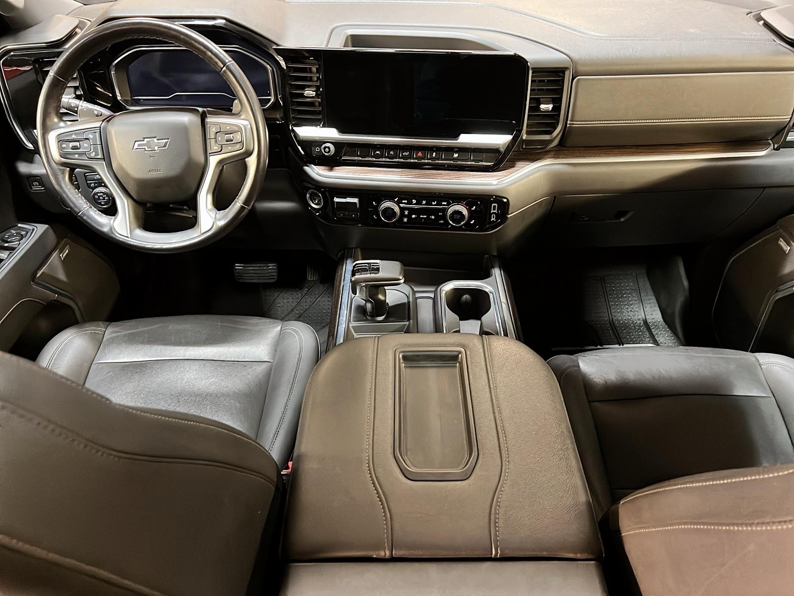 Chevrolet Silverado 1500 RST CREW CAB CUIR TOIT NAV 4X4 2022 - image #11