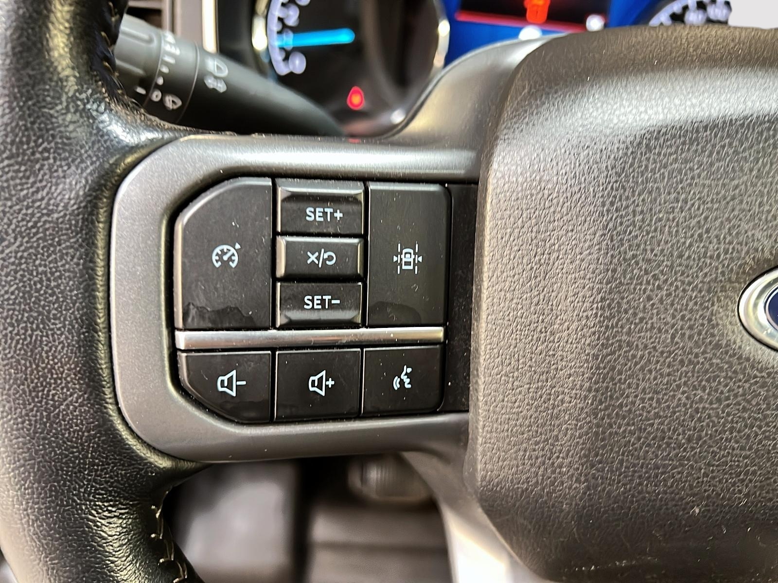 Ford F-150 XLT SPORT FX4 SUPER CREW TOIT PANO NAV 4X4 2022 - image #22