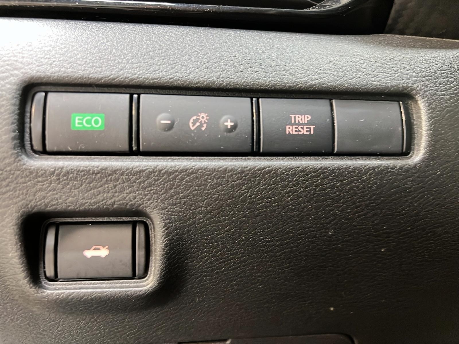 Nissan Sentra SV SPECIAL EDITION TOIT 2023 - image #21