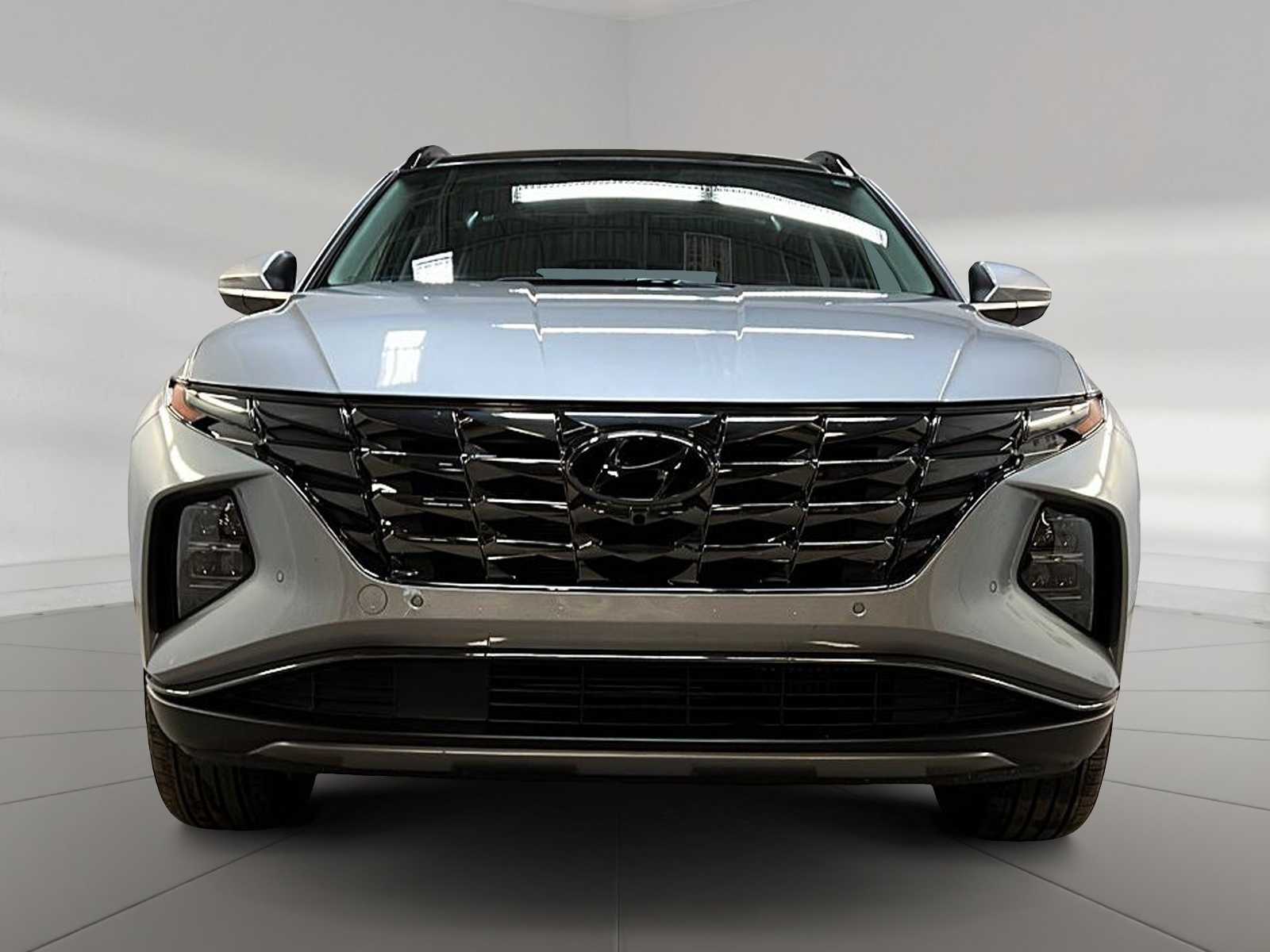 Hyundai Tucson ULTIMATE HYBRIDE CUIR TOIT PANO NAV 4RM 2024 - image #2