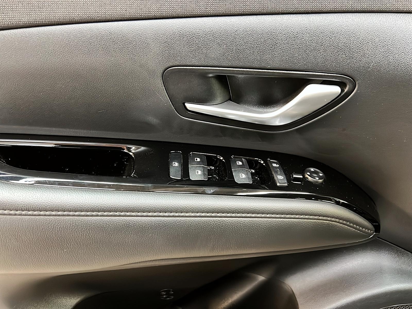 Hyundai Tucson ULTIMATE HYBRIDE CUIR TOIT PANO NAV 4RM 2024 - image #24