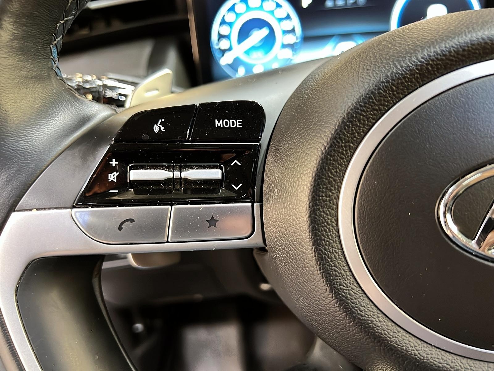 Hyundai Tucson ULTIMATE HYBRIDE CUIR TOIT PANO NAV 4RM 2024 - image #22